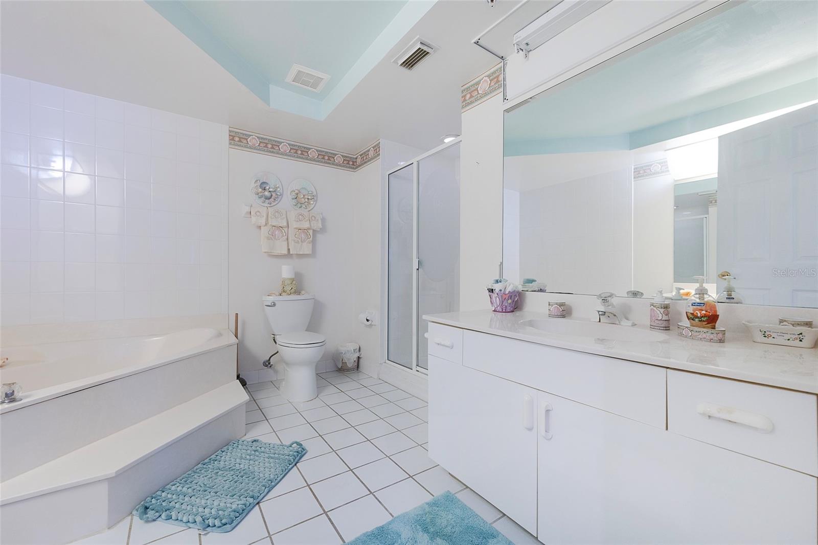 Image 19 of 46 For 4555 Atlantic Avenue 4310