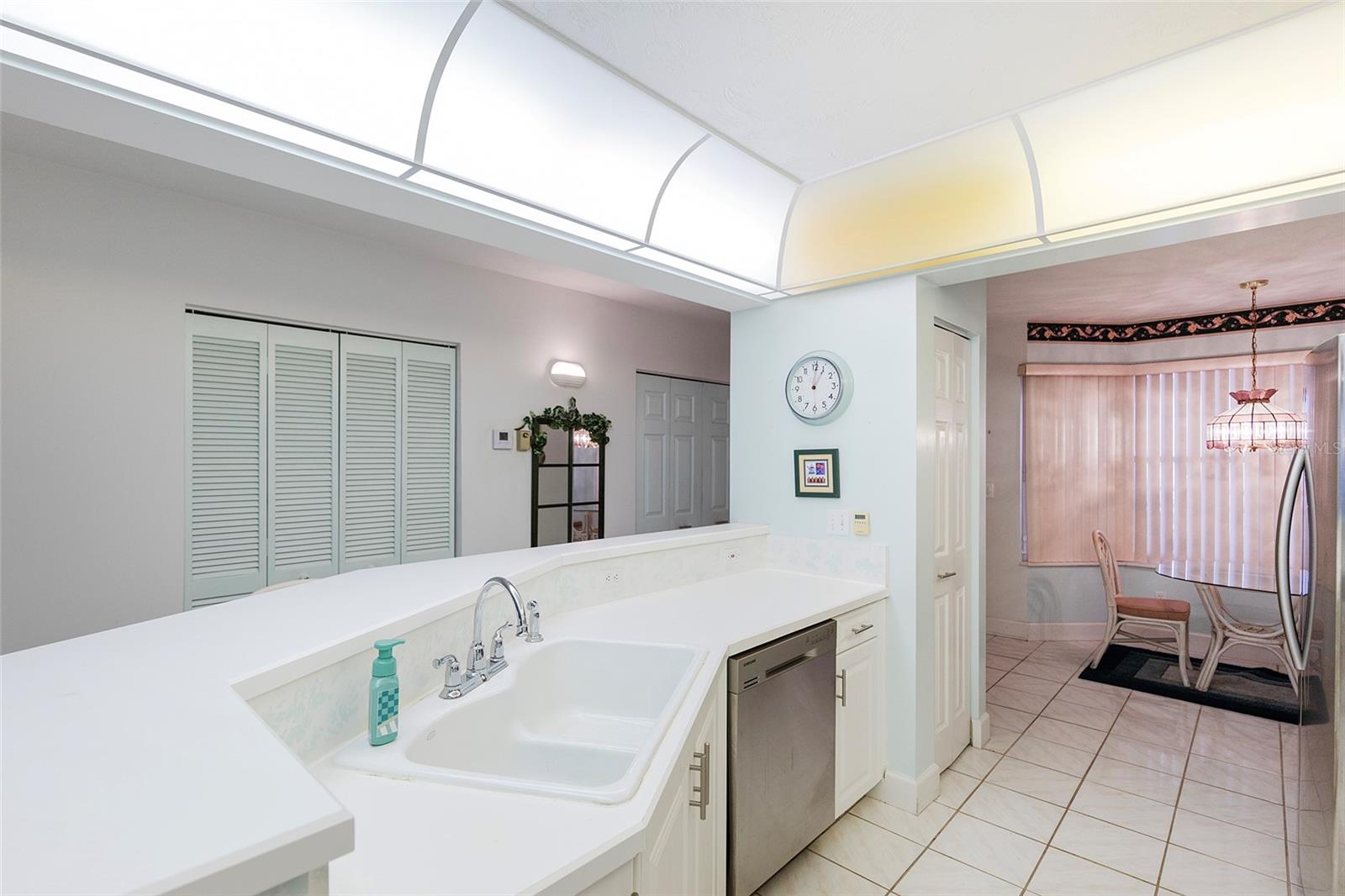 Image 38 of 46 For 4555 Atlantic Avenue 4310