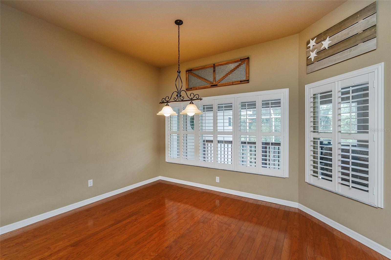 Image 13 of 66 For 6065 Spruce Point Circle