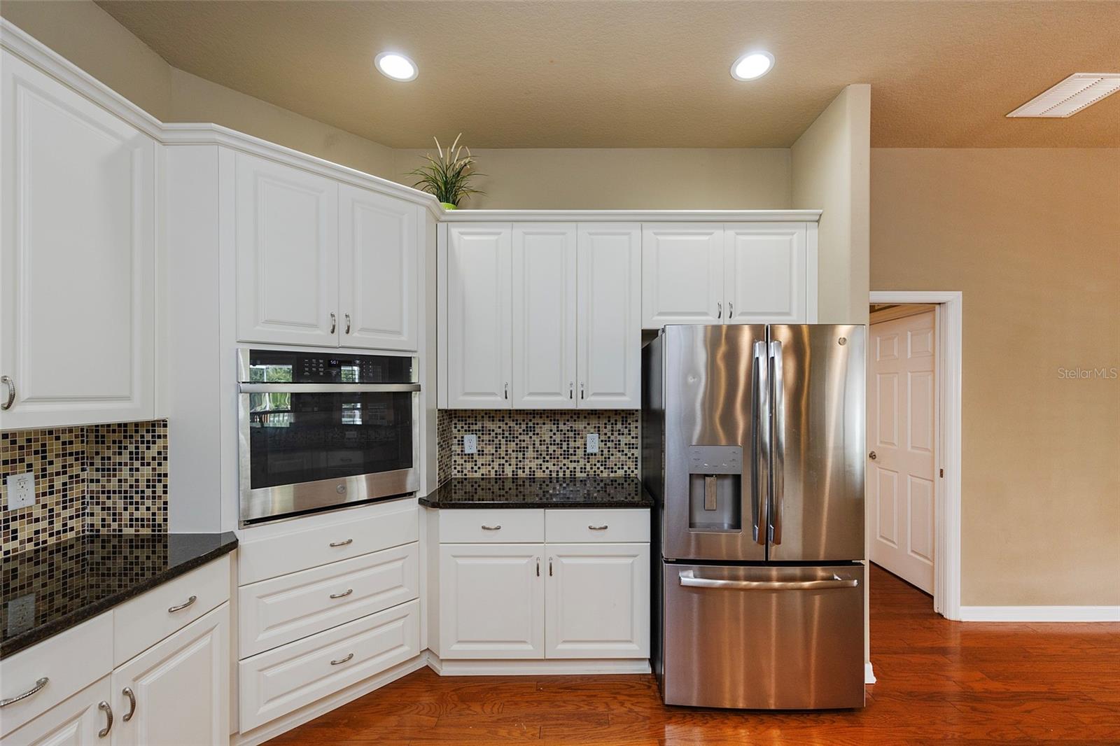 Image 34 of 66 For 6065 Spruce Point Circle