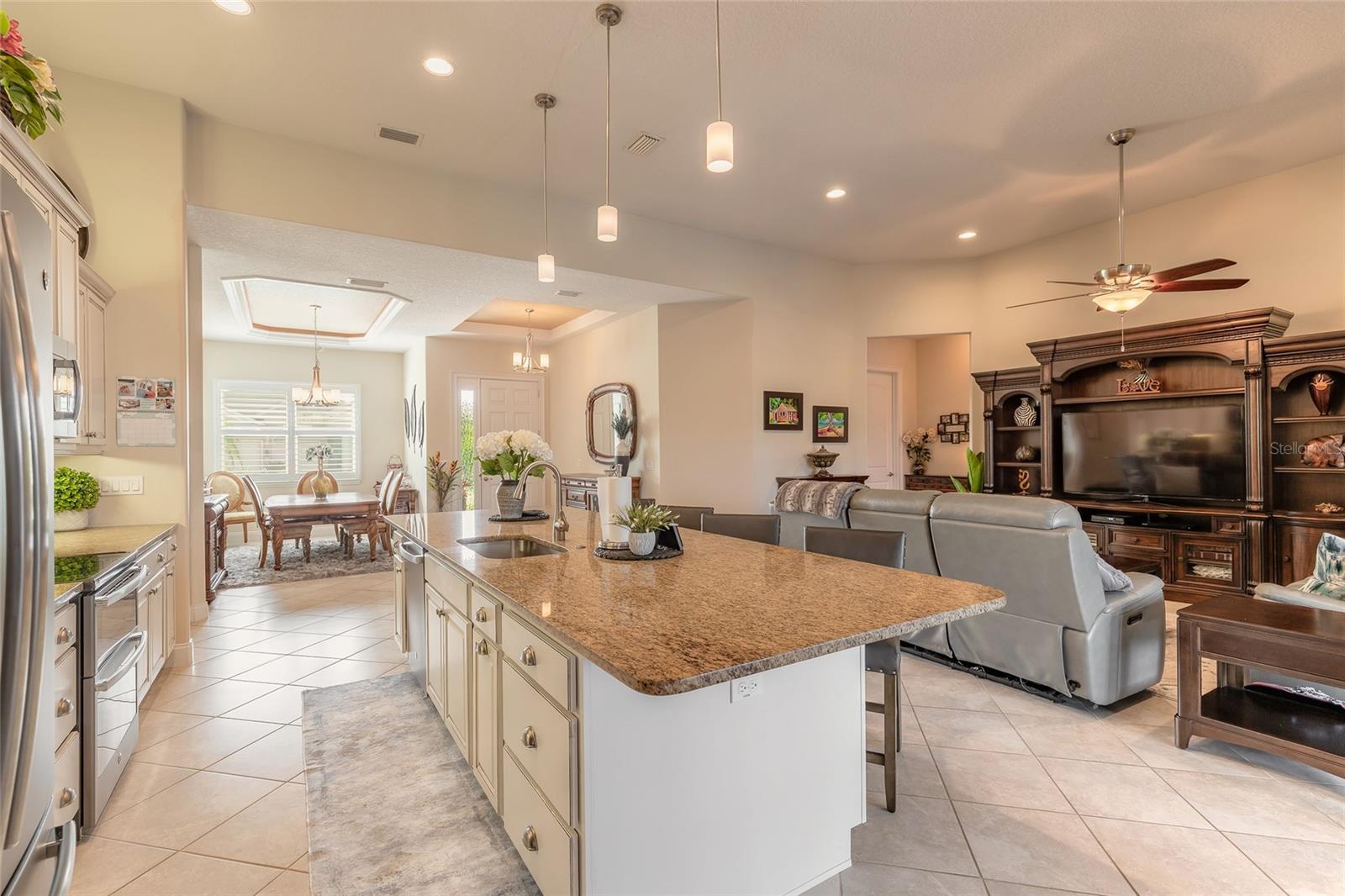 Image 12 of 46 For 2939 Bella Flore Terrace