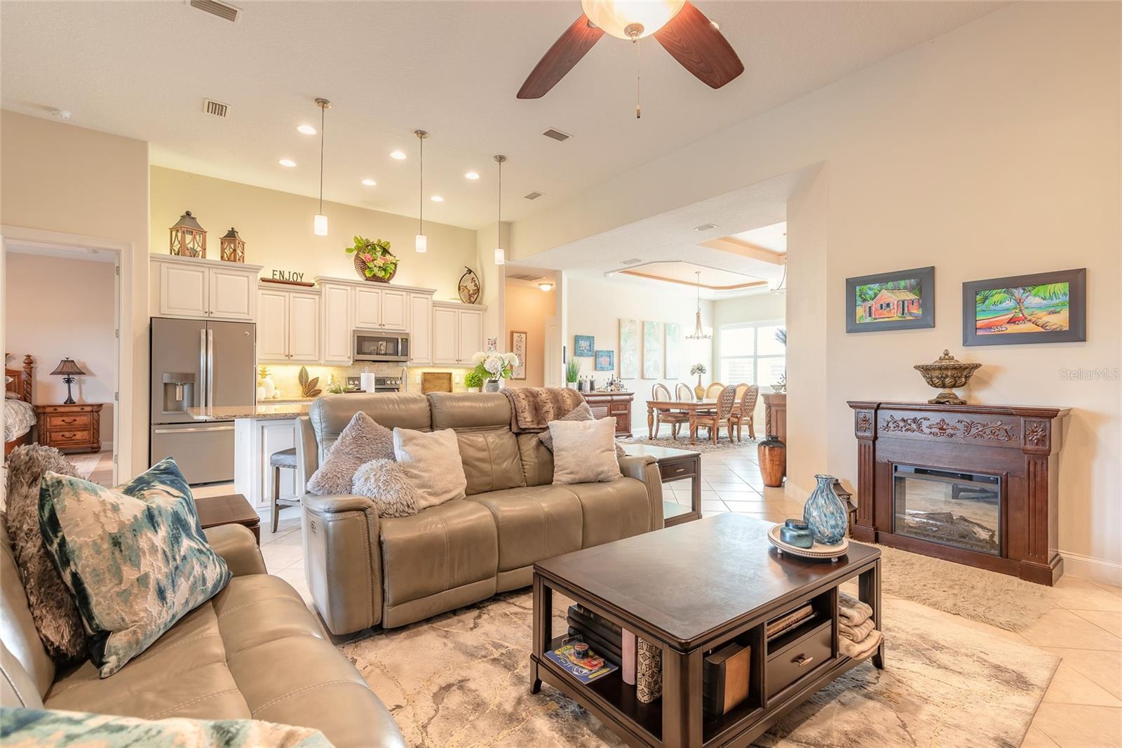 Image 14 of 46 For 2939 Bella Flore Terrace