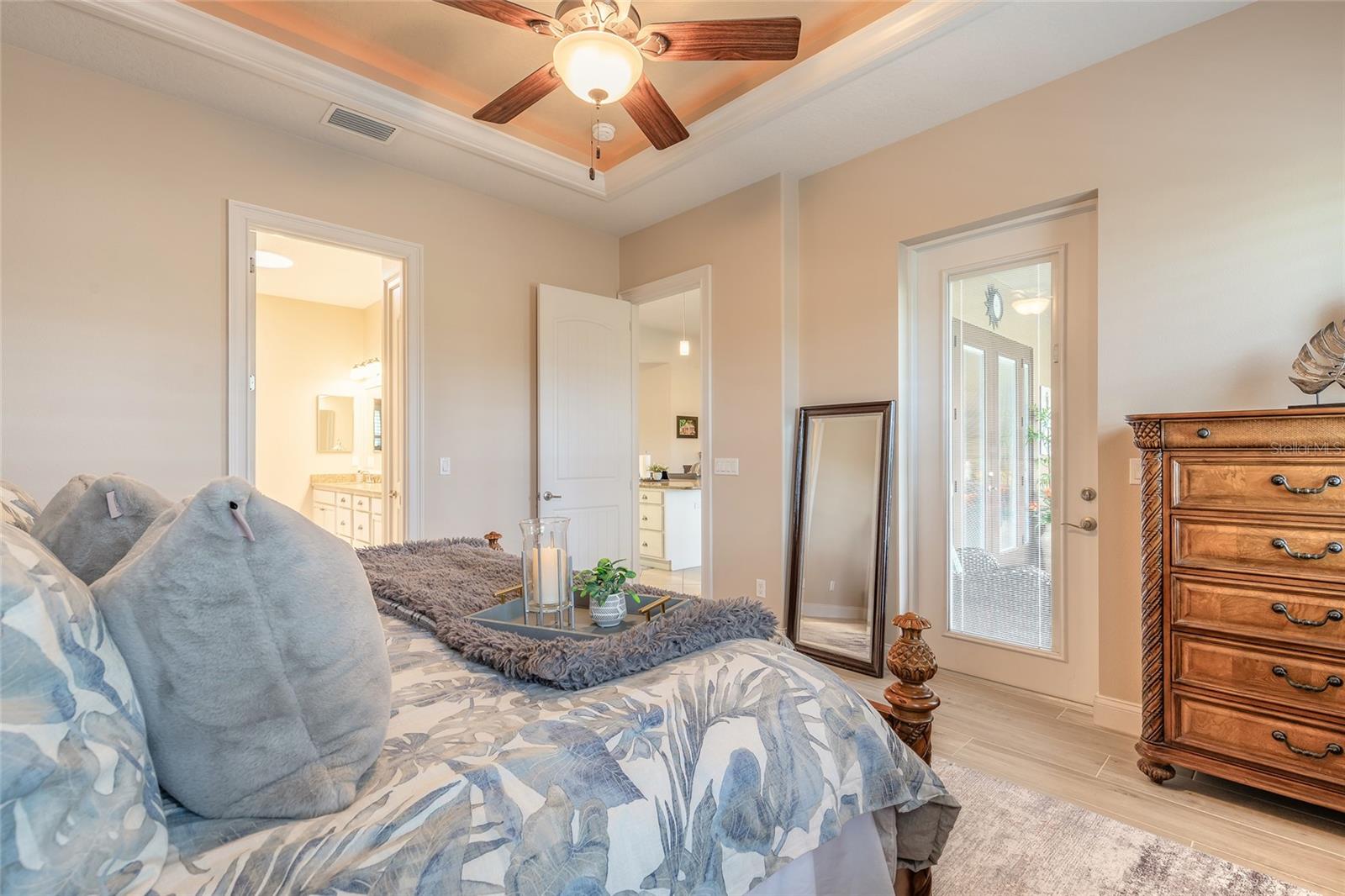 Image 16 of 46 For 2939 Bella Flore Terrace