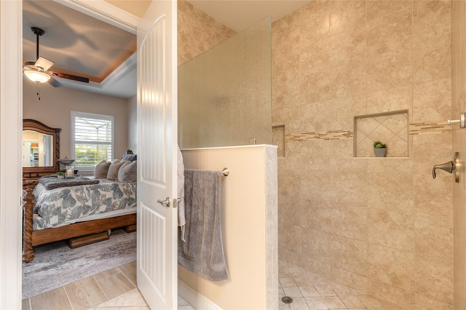 Image 20 of 46 For 2939 Bella Flore Terrace