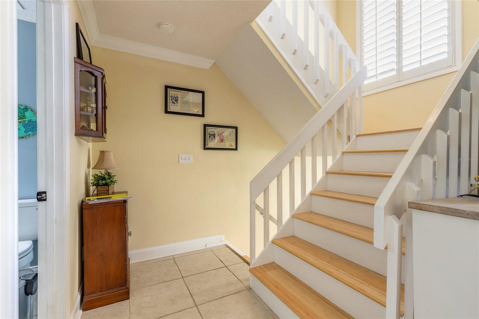 Image 21 of 46 For 2898 Ocean Shore Boulevard 5020