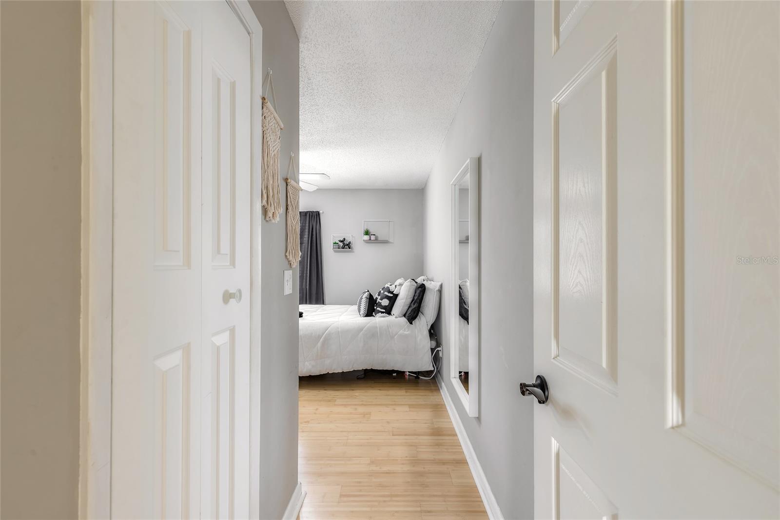 Image 30 of 46 For 2898 Ocean Shore Boulevard 5020
