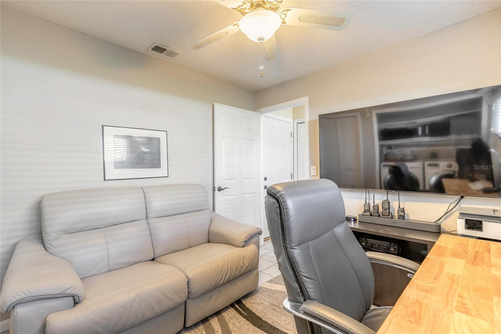 Image 35 of 46 For 2898 Ocean Shore Boulevard 5020