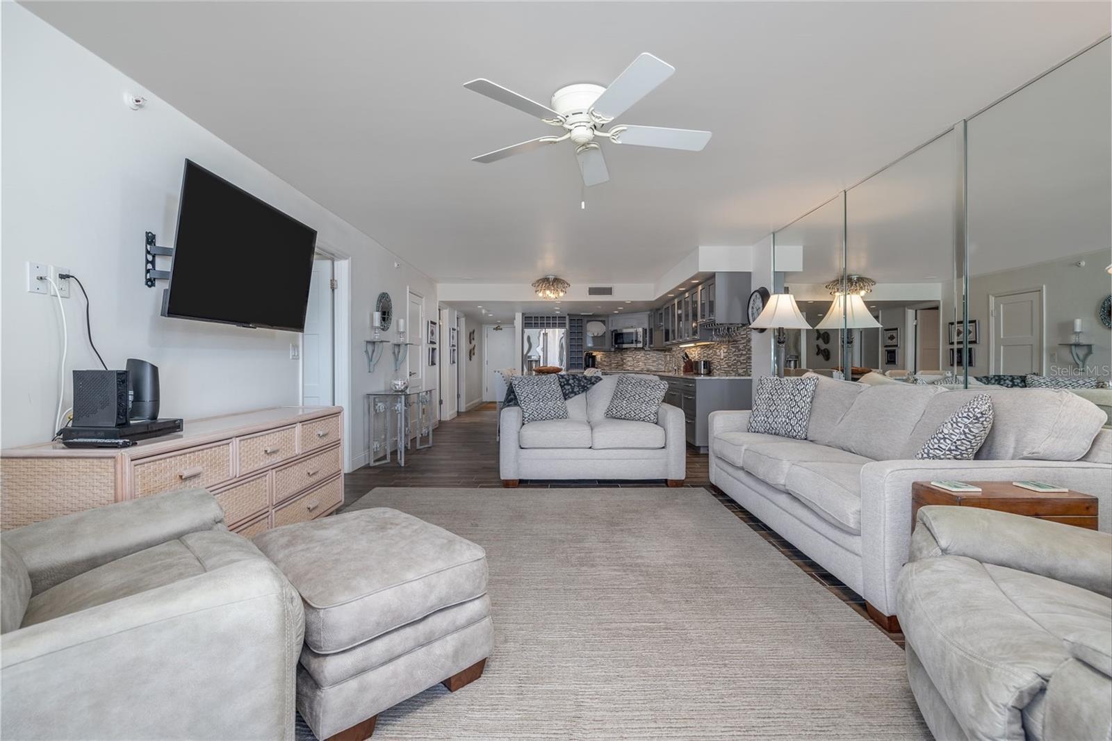 Image 11 of 43 For 2555 Atlantic Avenue 302