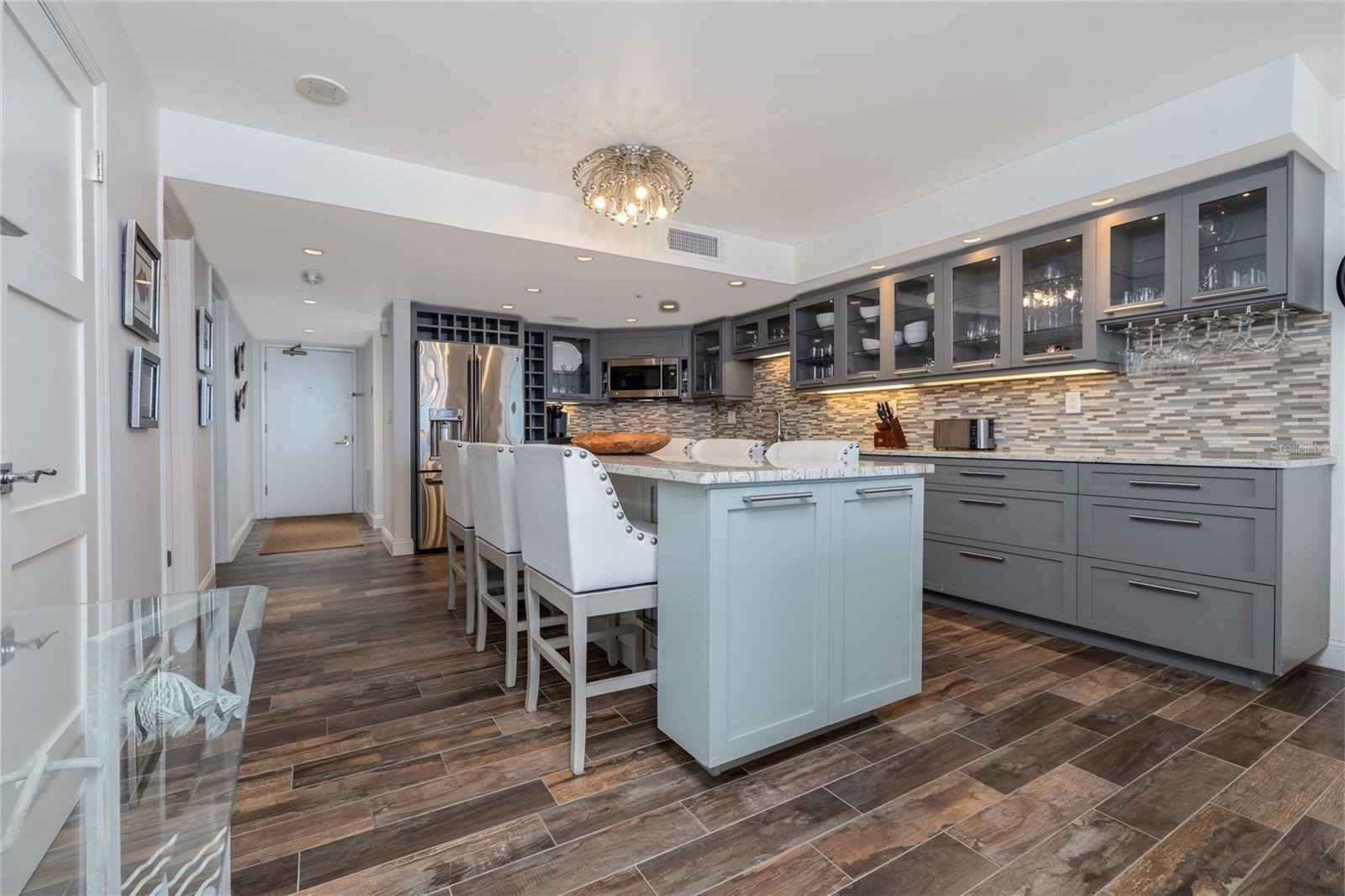 Image 12 of 43 For 2555 Atlantic Avenue 302