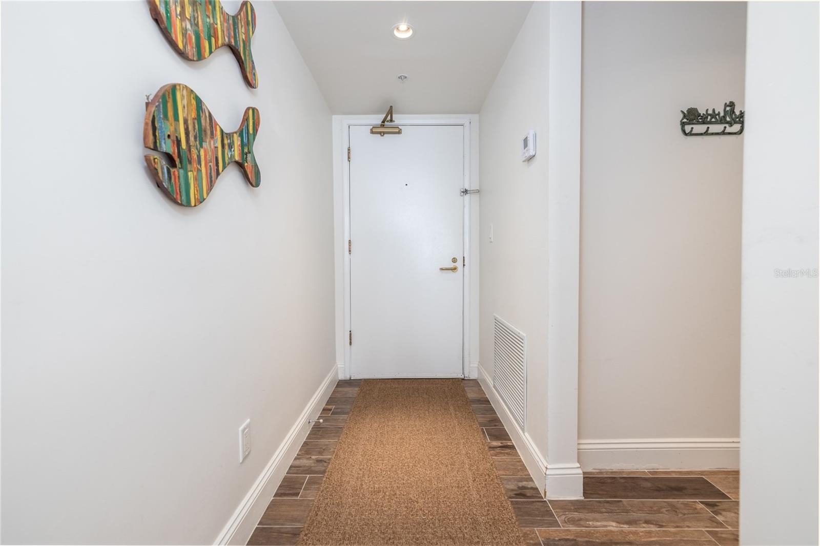 Image 7 of 43 For 2555 Atlantic Avenue 302