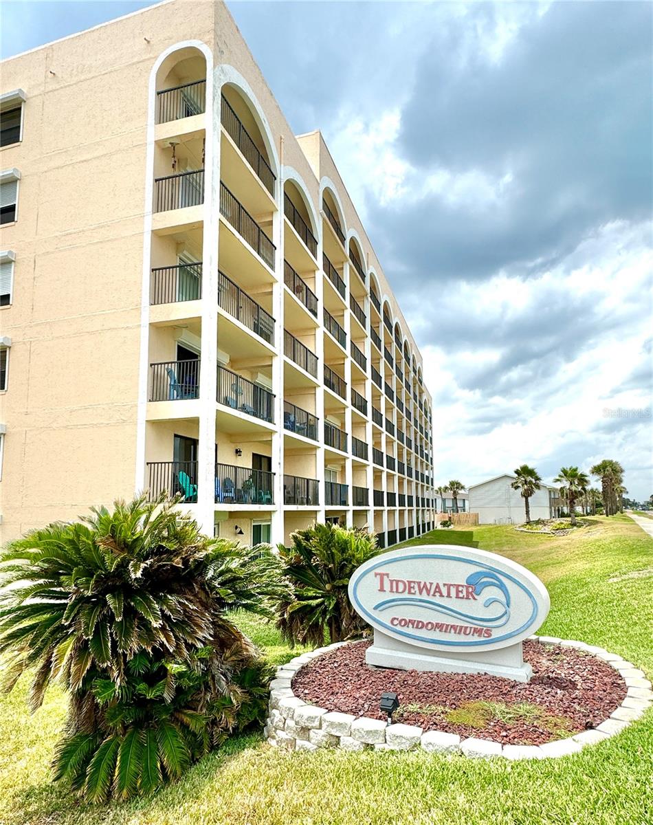 Image 44 of 46 For 30 Inlet Harbor Road 606