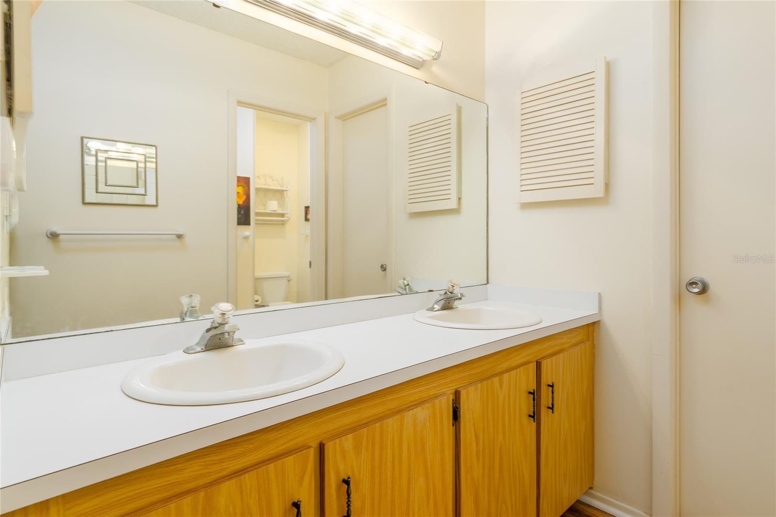 Image 19 of 35 For 247 Club House Boulevard 247
