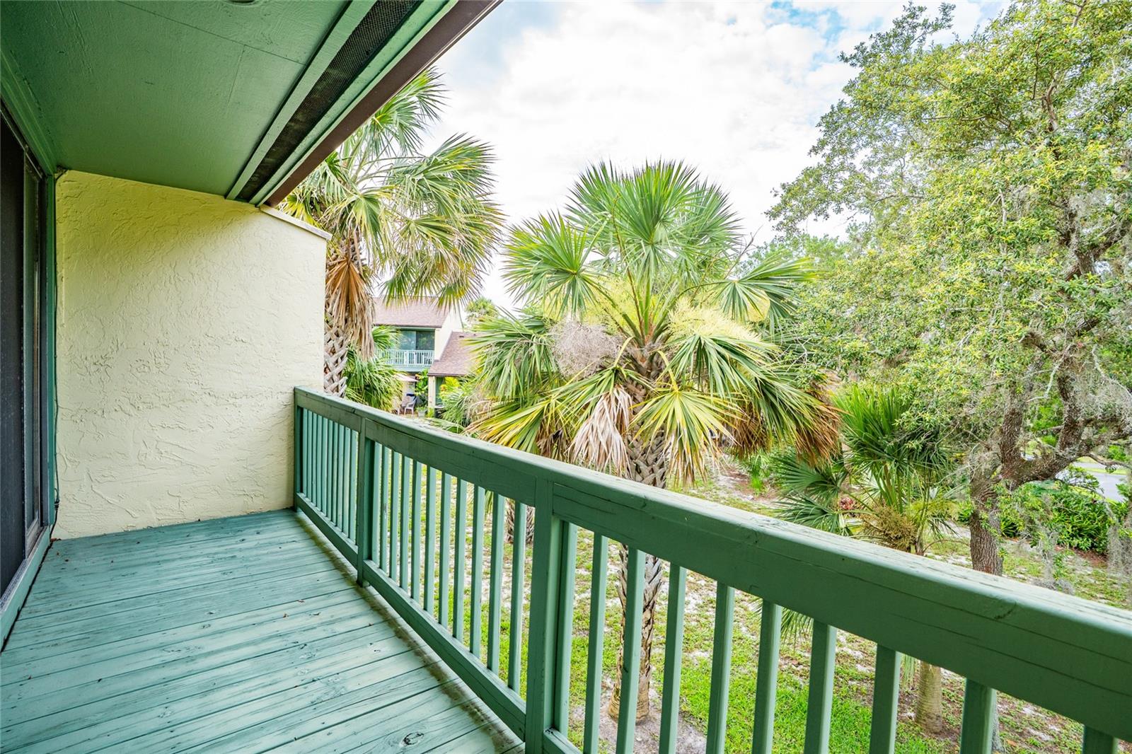 Image 22 of 35 For 247 Club House Boulevard 247