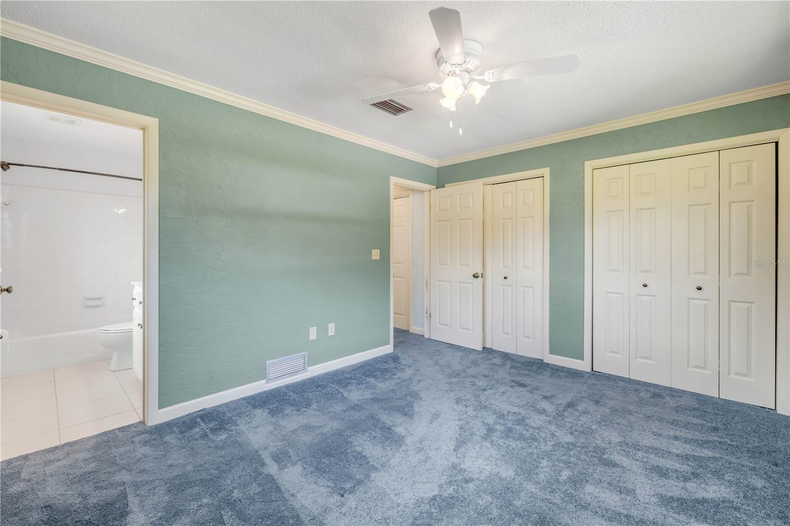 Image 33 of 50 For 2416 Pine Tree Drive
