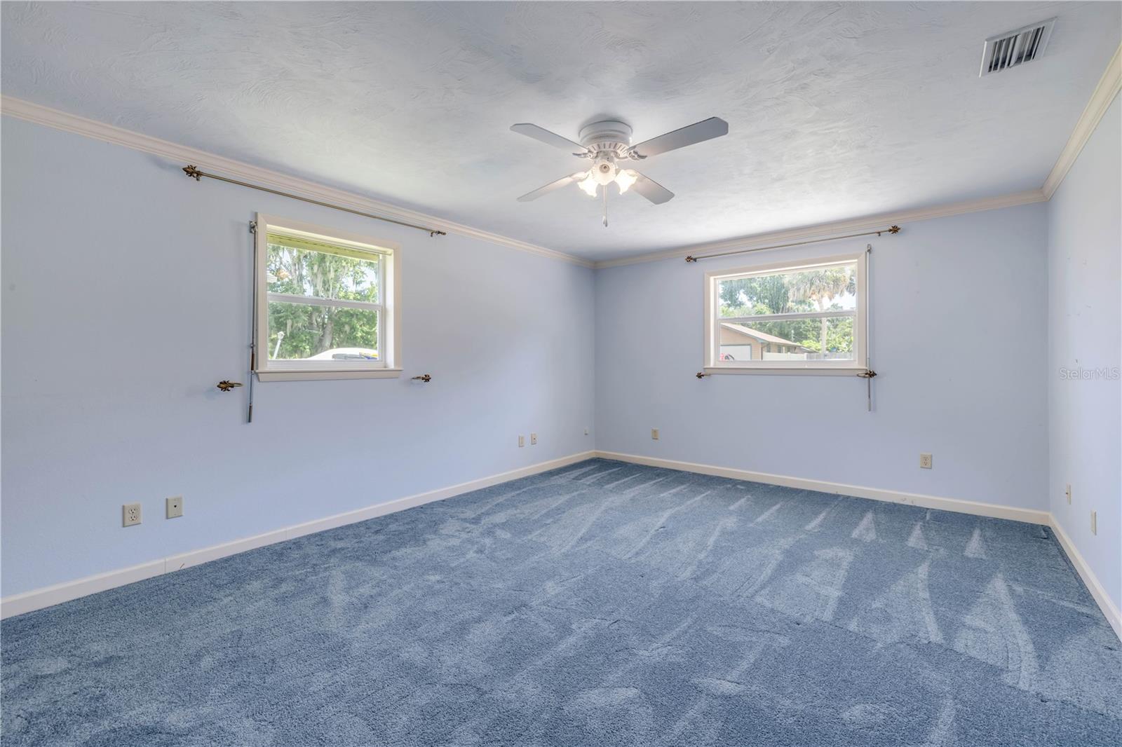 Image 35 of 50 For 2416 Pine Tree Drive