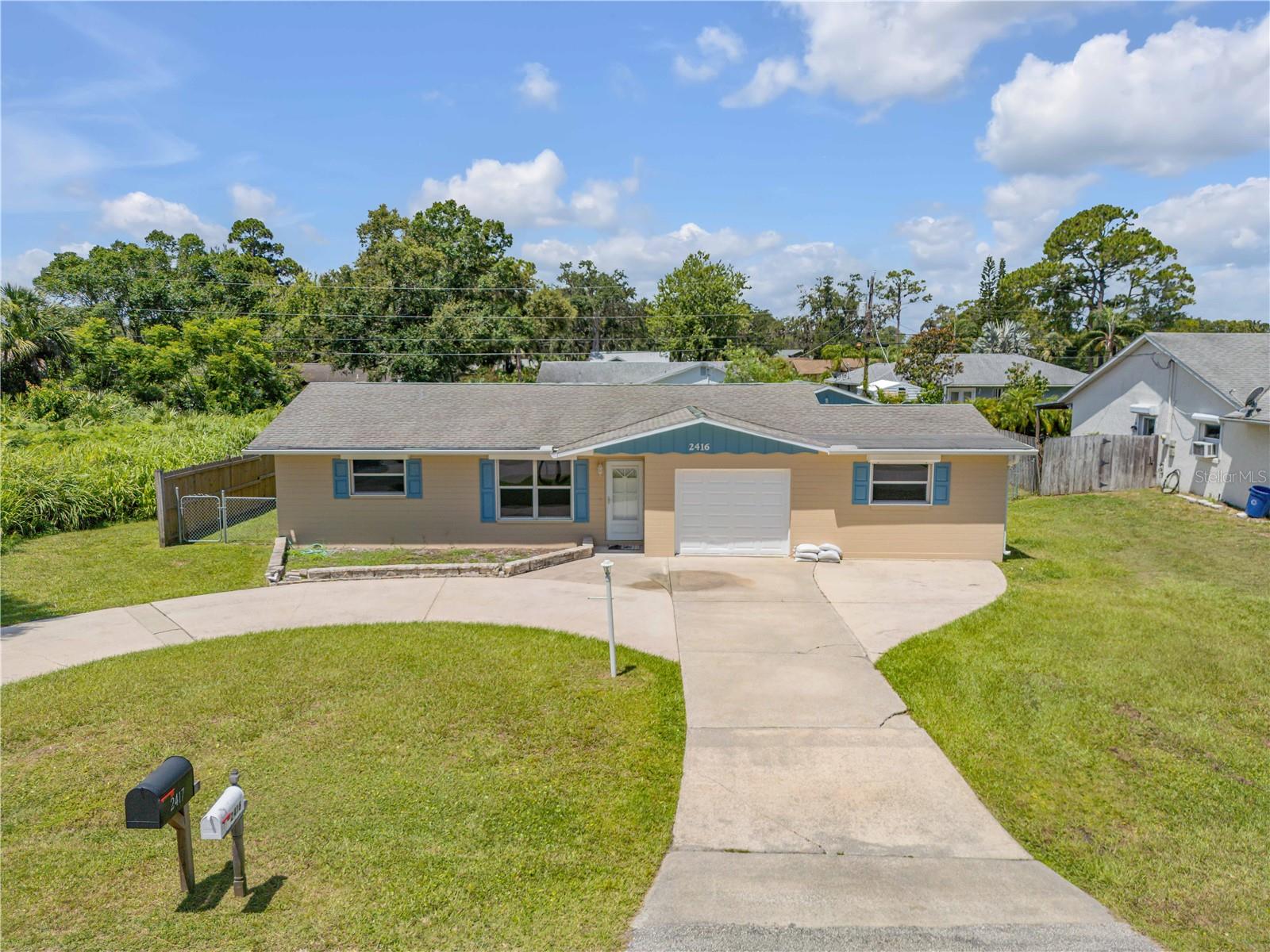 Image 4 of 50 For 2416 Pine Tree Drive