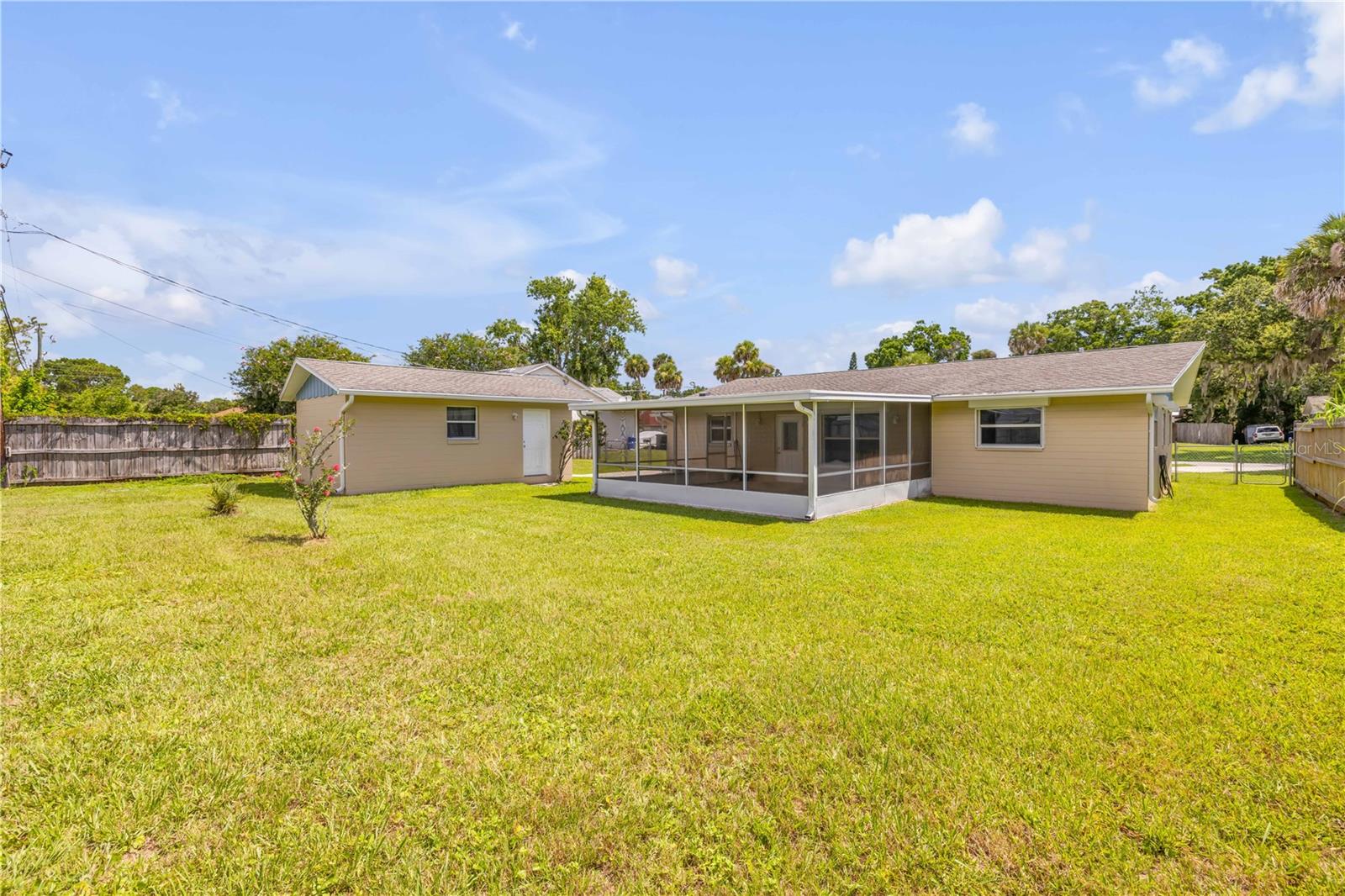 Image 45 of 50 For 2416 Pine Tree Drive