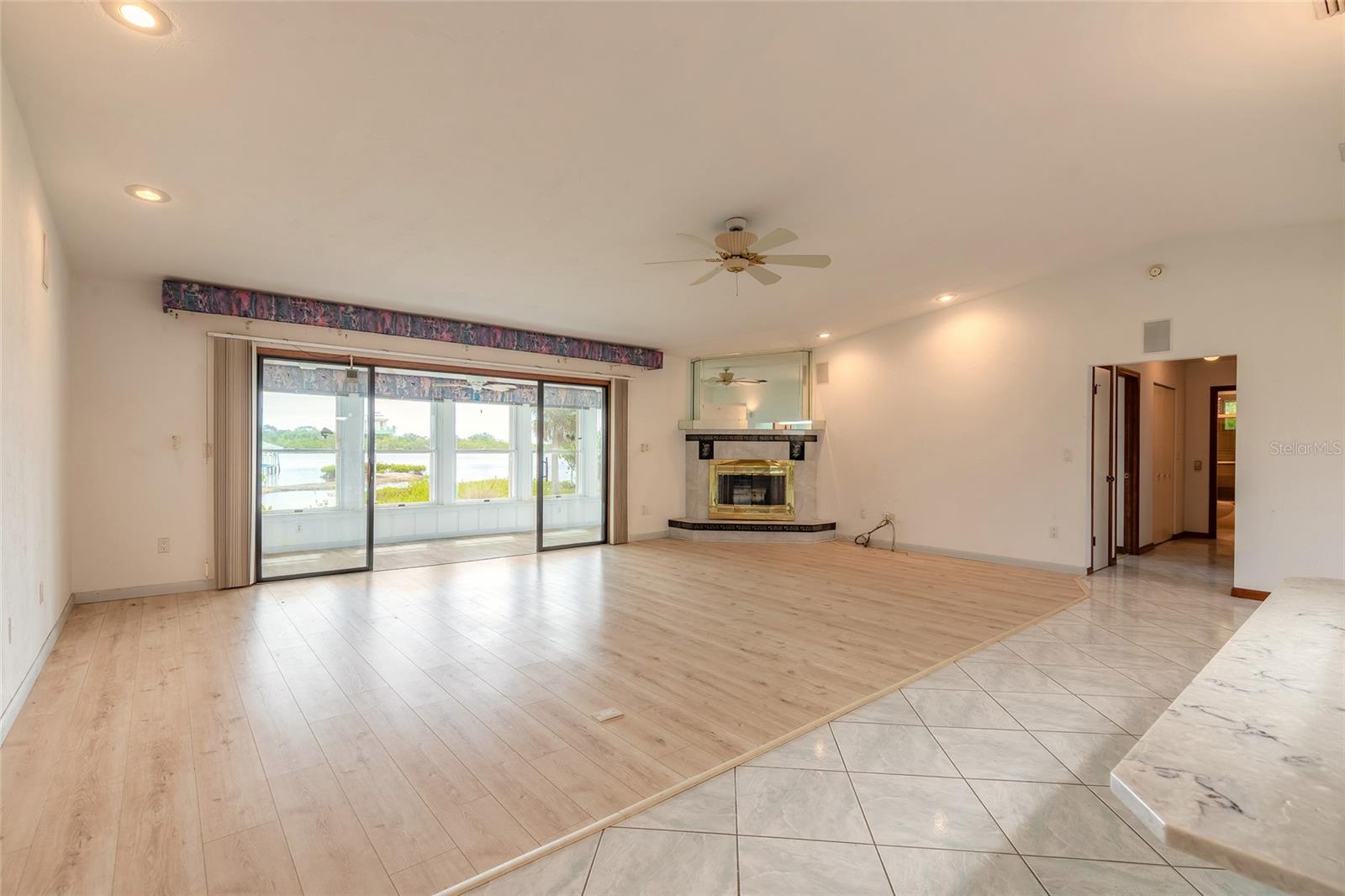Image 18 of 58 For 417 Riverside Drive