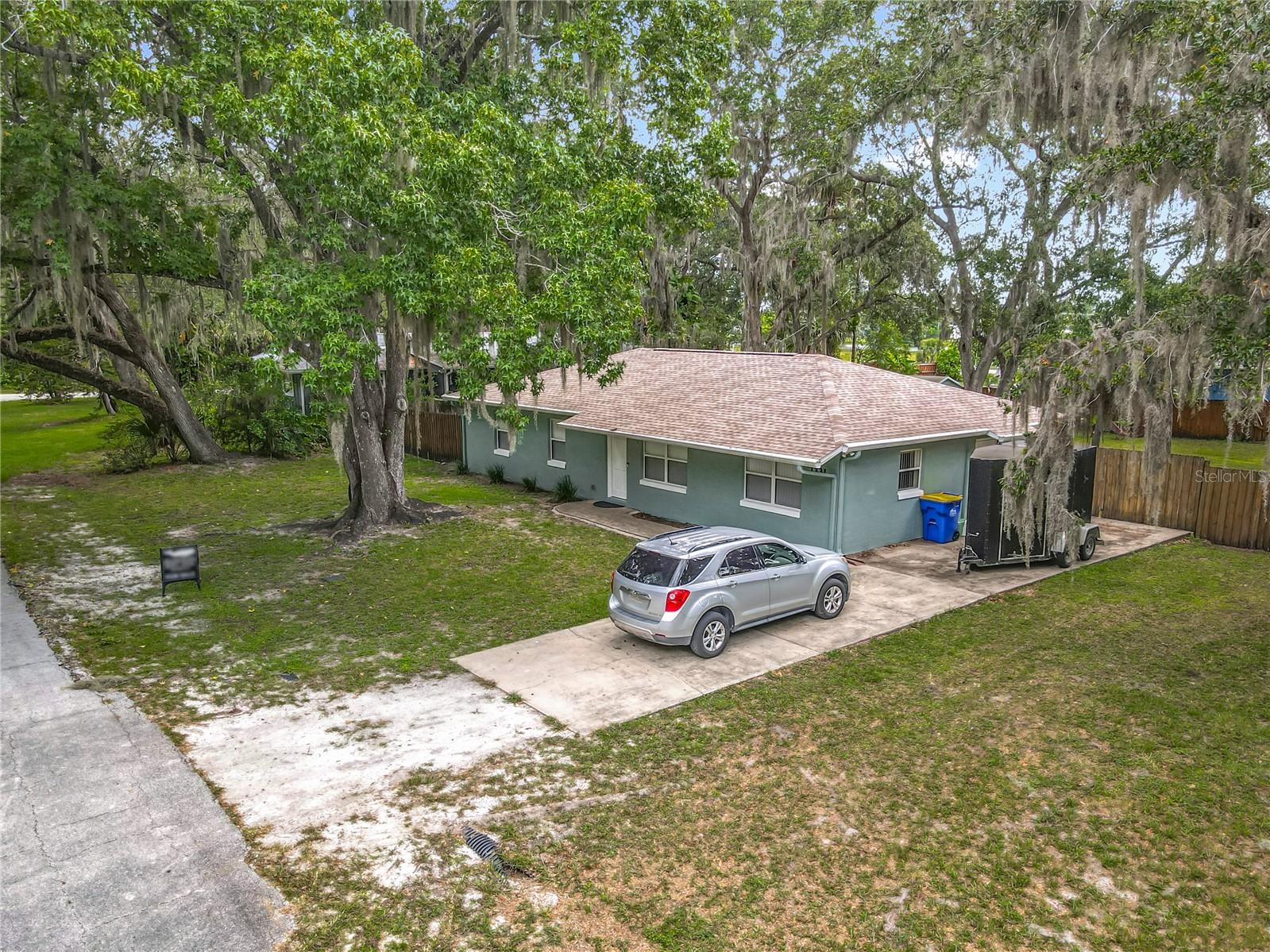Image 3 of 45 For 1331 Needle Palm Drive
