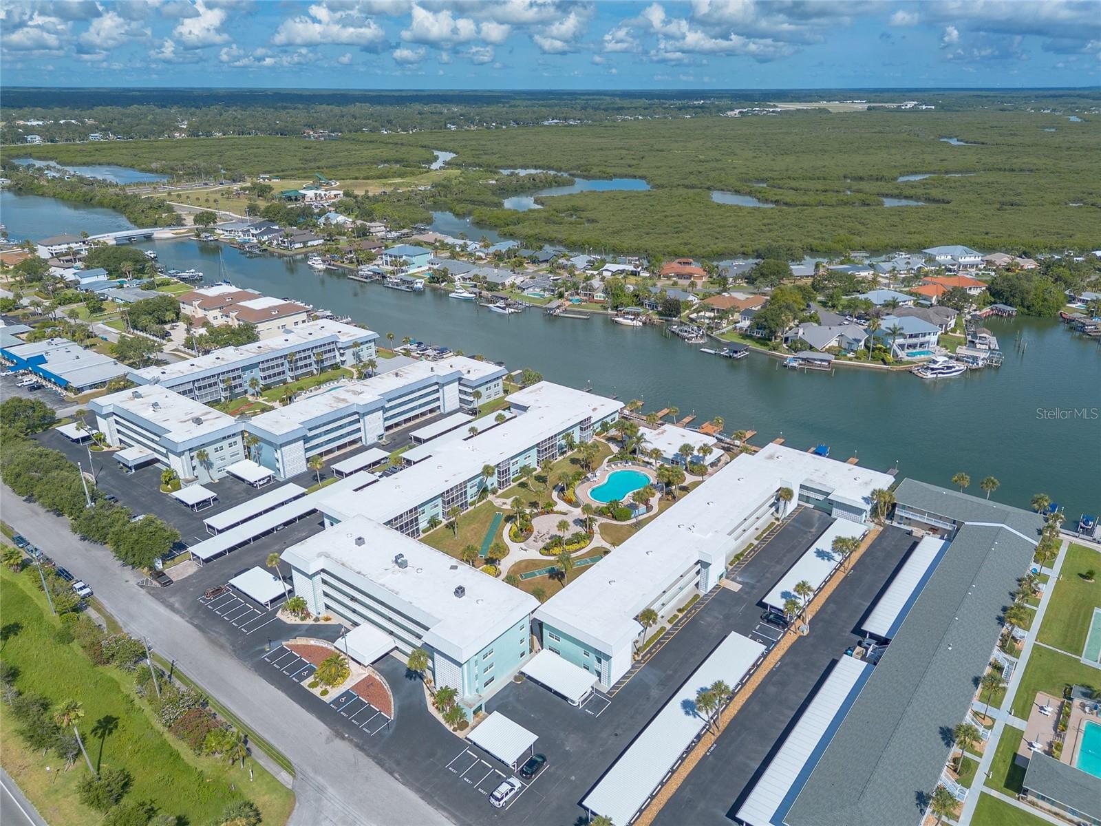 Image 49 of 55 For 325 Causeway  B305
