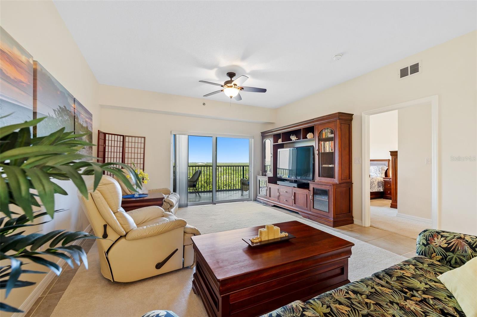 Image 10 of 43 For 5300 Atlantic Avenue 9-504