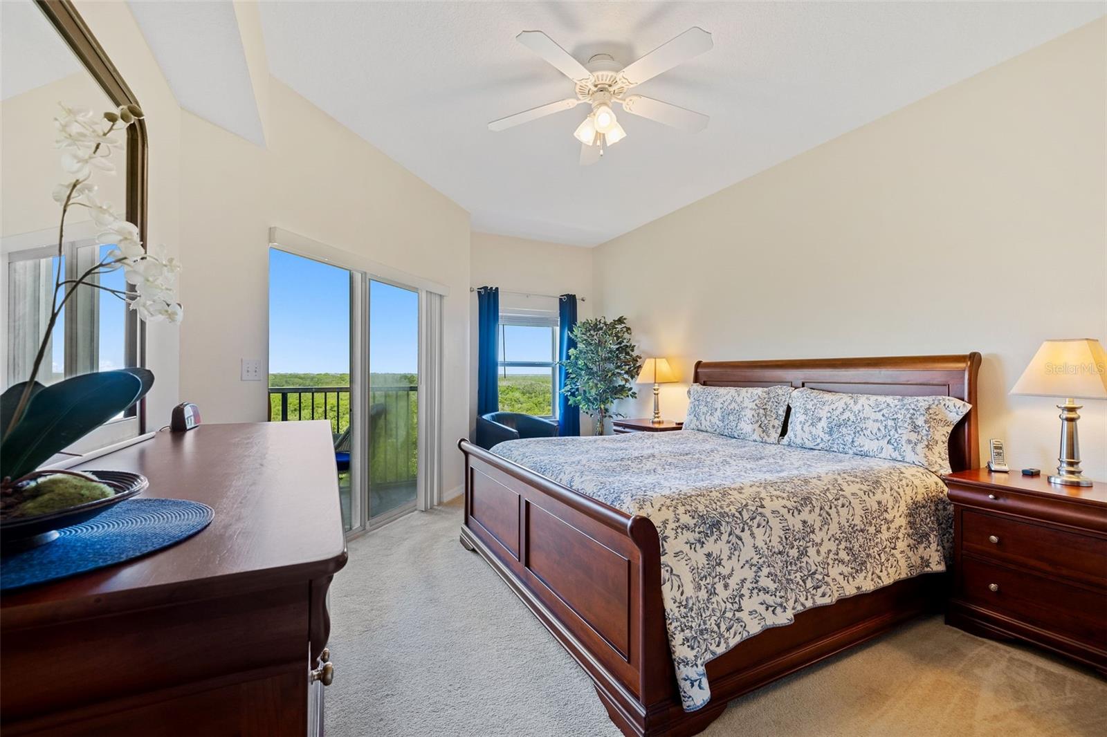 Image 14 of 43 For 5300 Atlantic Avenue 9-504