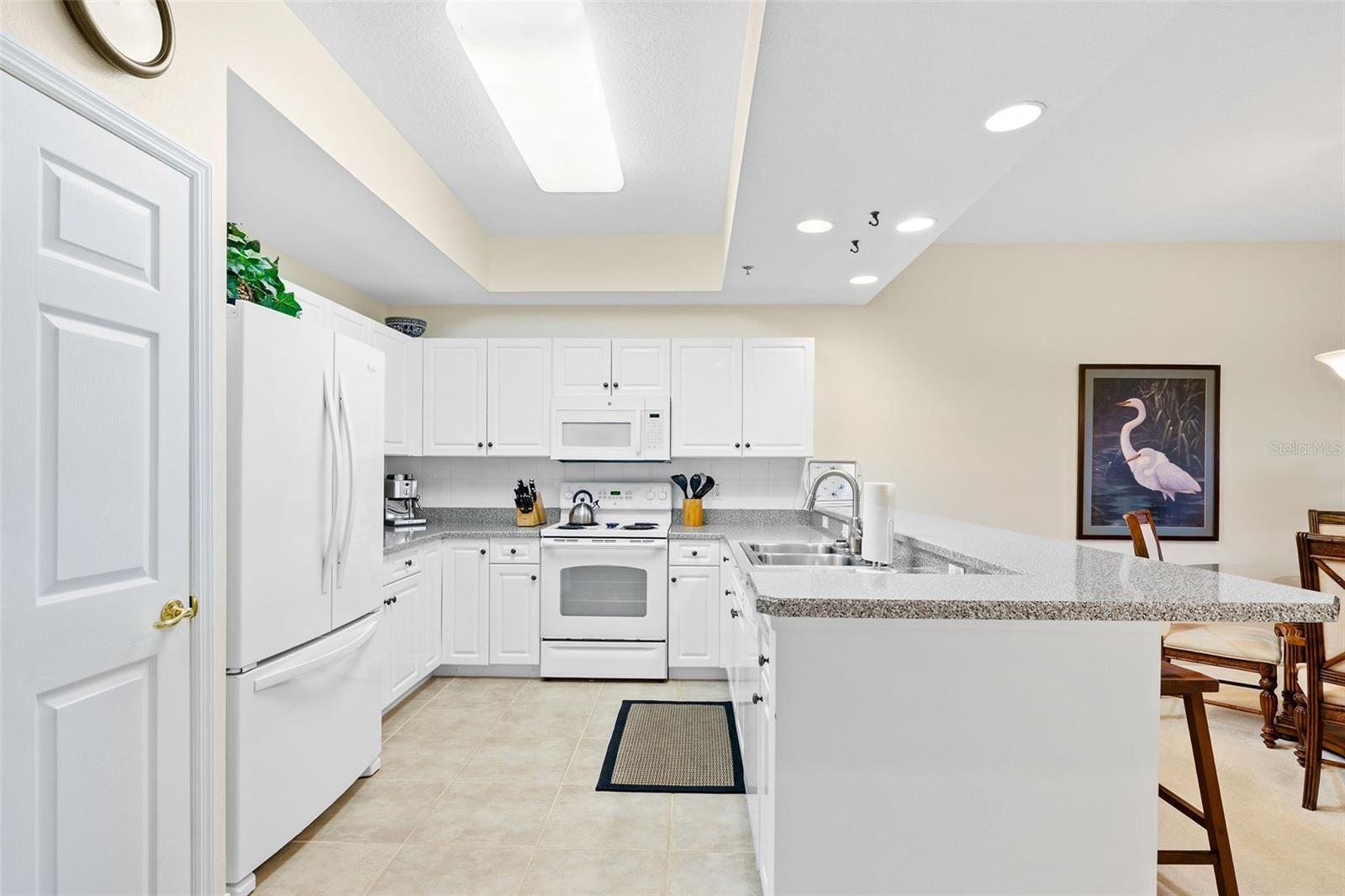 Image 3 of 43 For 5300 Atlantic Avenue 9-504
