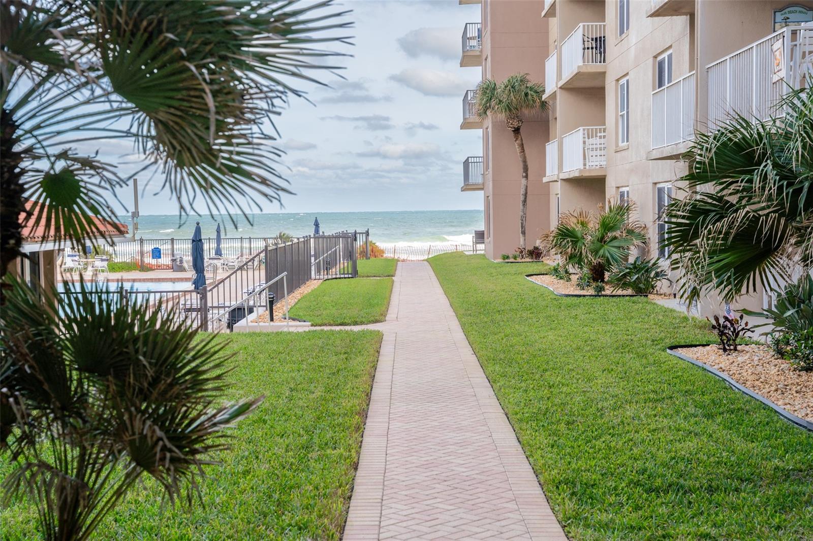 Image 19 of 26 For 4155 Atlantic Avenue 111