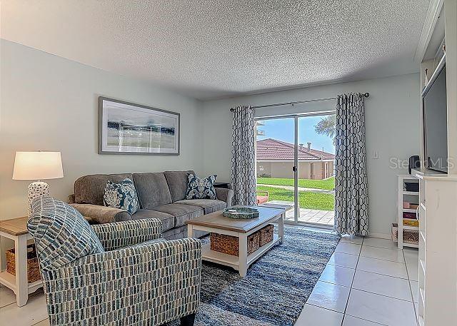 Image 9 of 26 For 4155 Atlantic Avenue 111