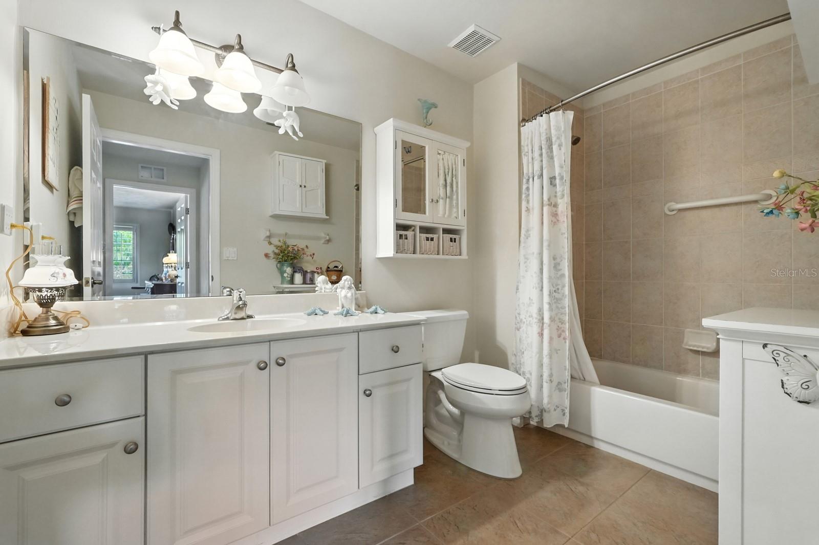 Image 17 of 26 For 3552 Casalta Circle