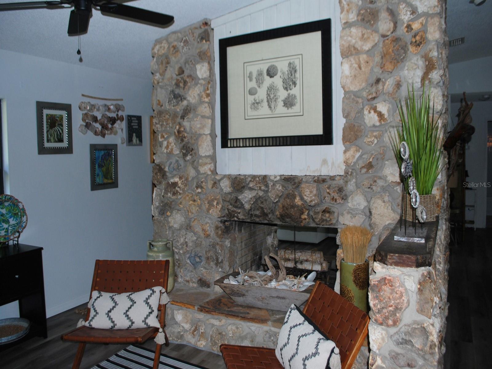 Image 15 of 23 For 2813 Sabal Palm Drive