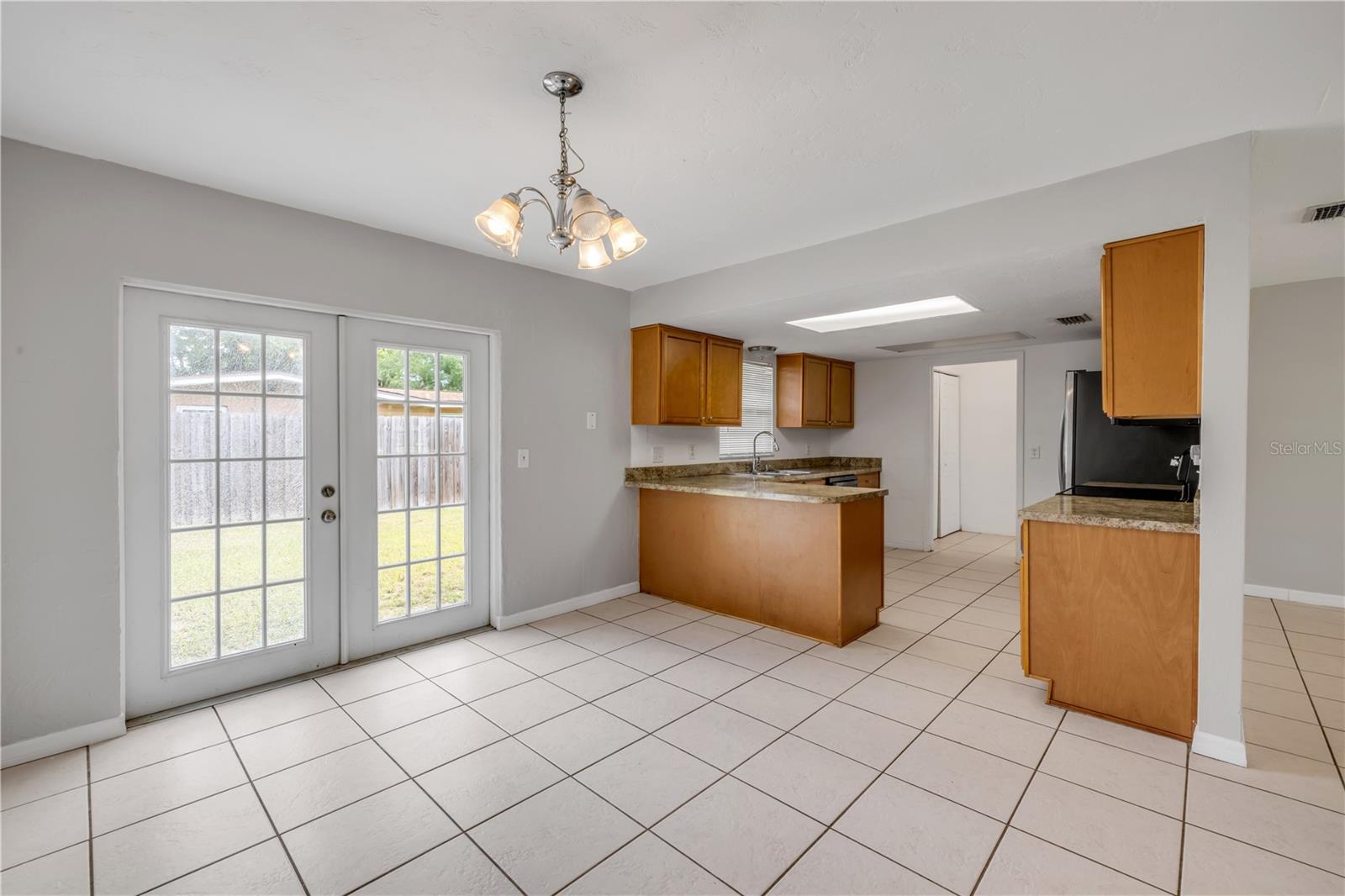 Image 10 of 33 For 3132 Pine Tree Drive