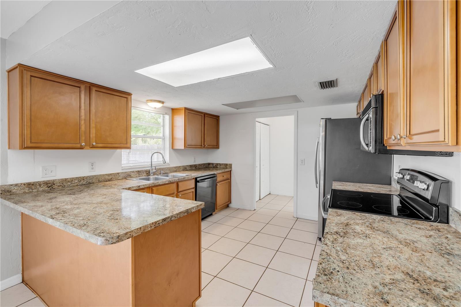 Image 13 of 33 For 3132 Pine Tree Drive