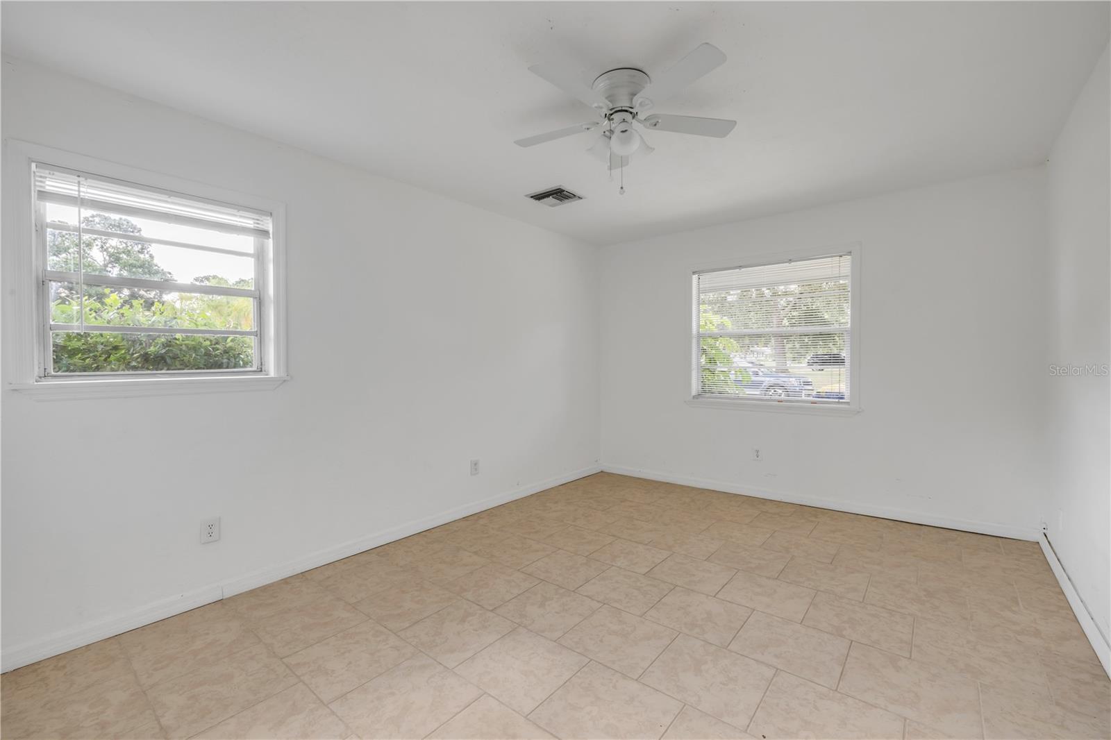 Image 18 of 33 For 3132 Pine Tree Drive