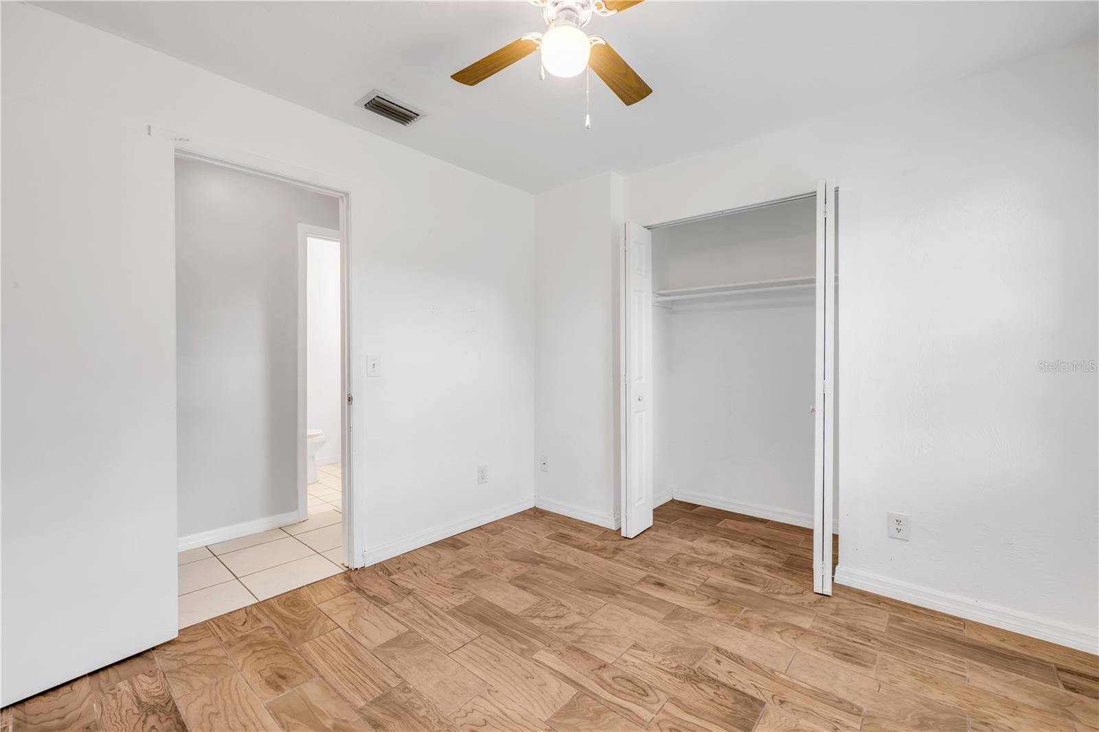Image 22 of 33 For 3132 Pine Tree Drive