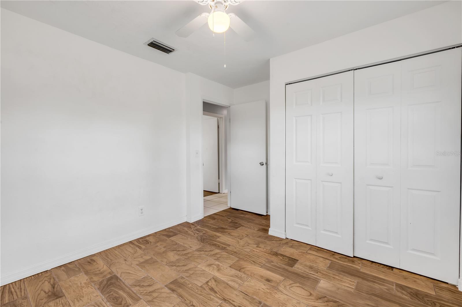 Image 24 of 33 For 3132 Pine Tree Drive
