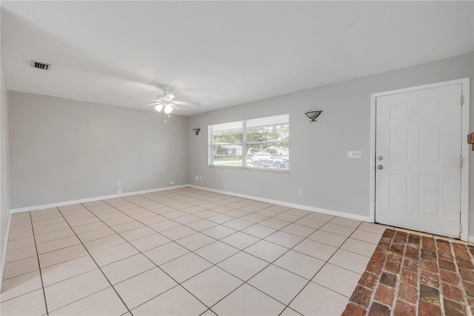 Image 5 of 33 For 3132 Pine Tree Drive