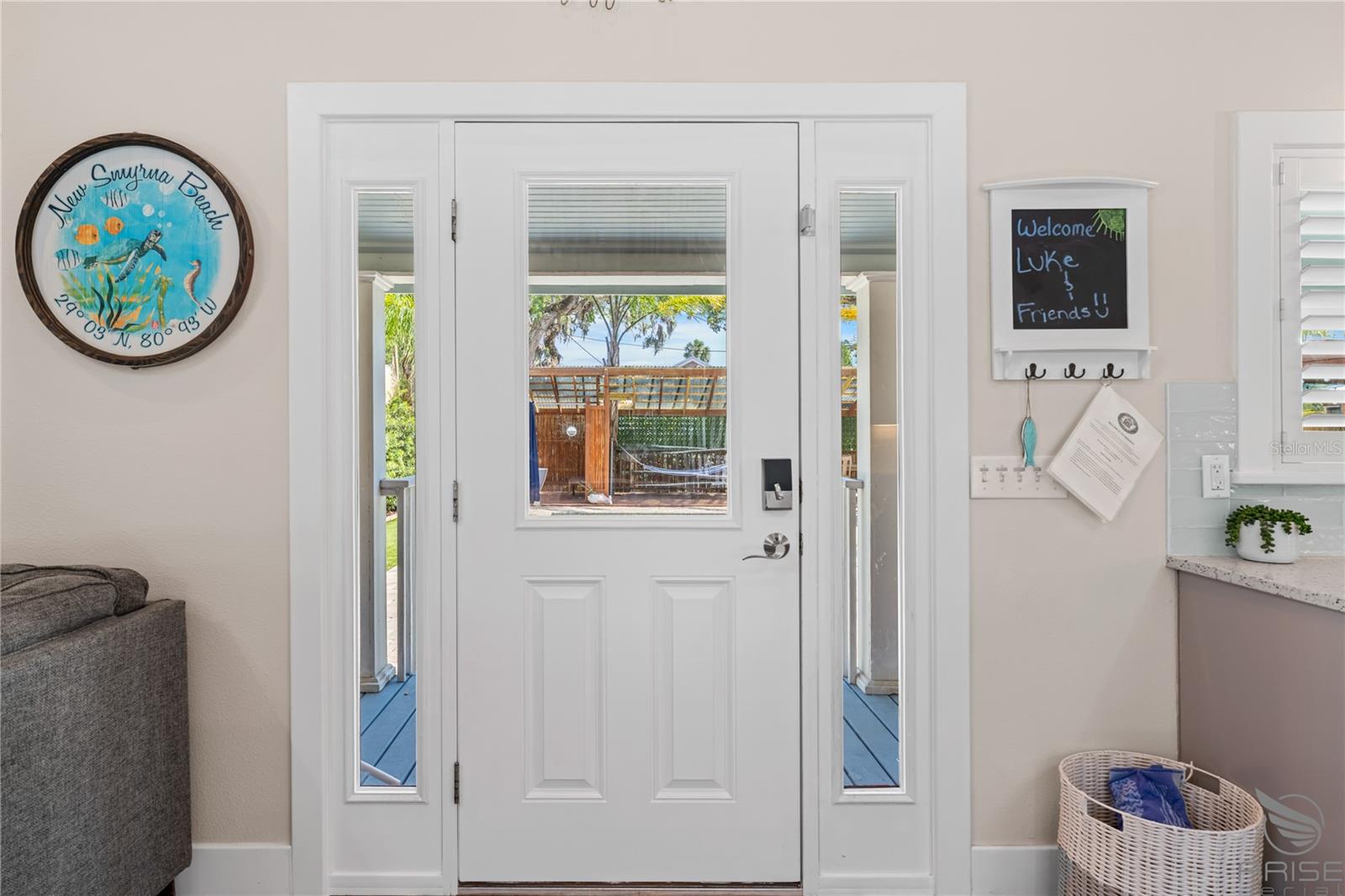 Image 17 of 52 For 305 Live Oak