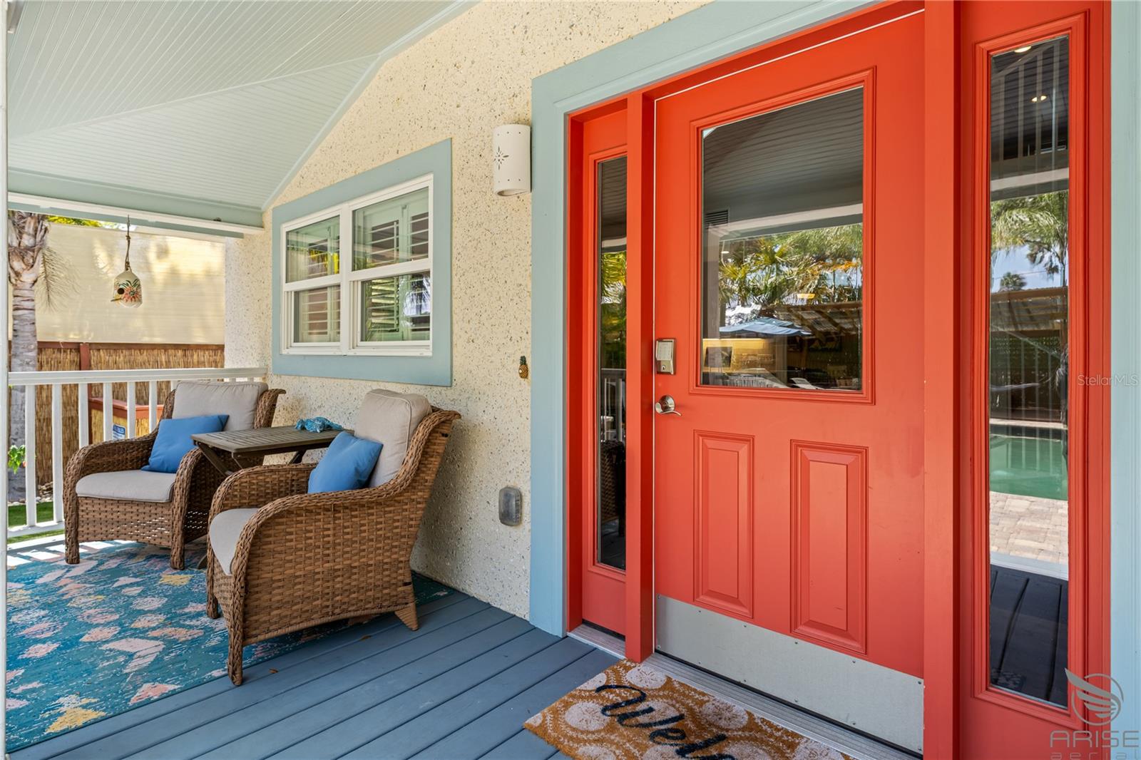 Image 2 of 52 For 305 Live Oak