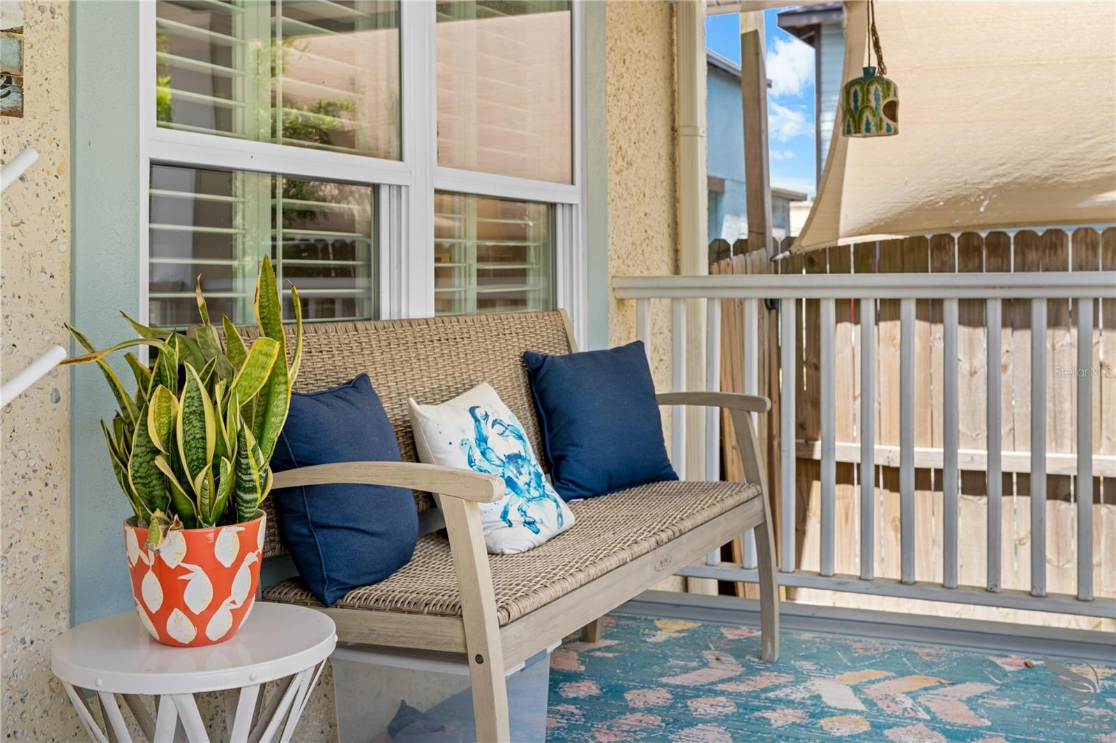 Image 25 of 52 For 305 Live Oak