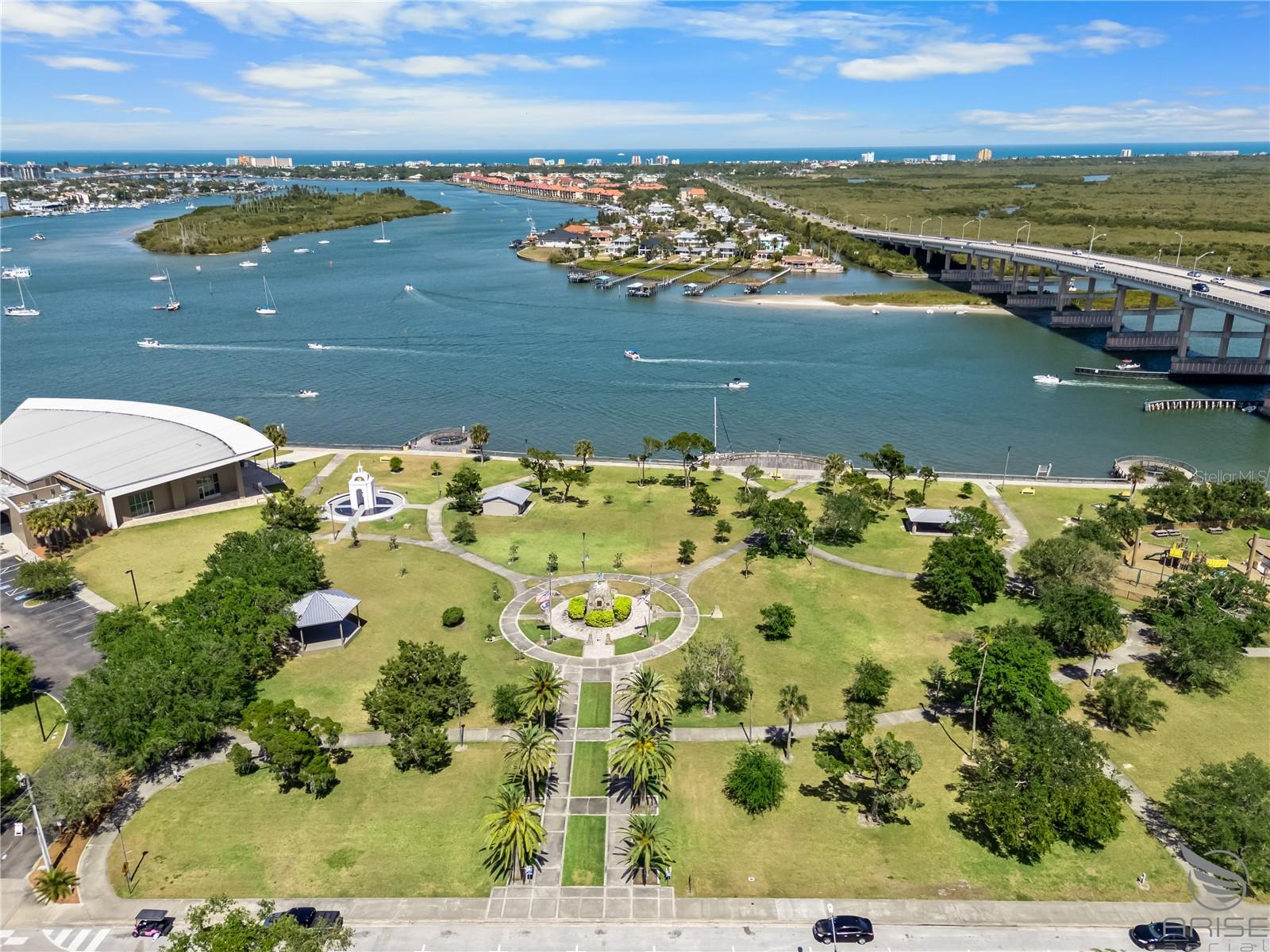 Image 52 of 52 For 305 Live Oak