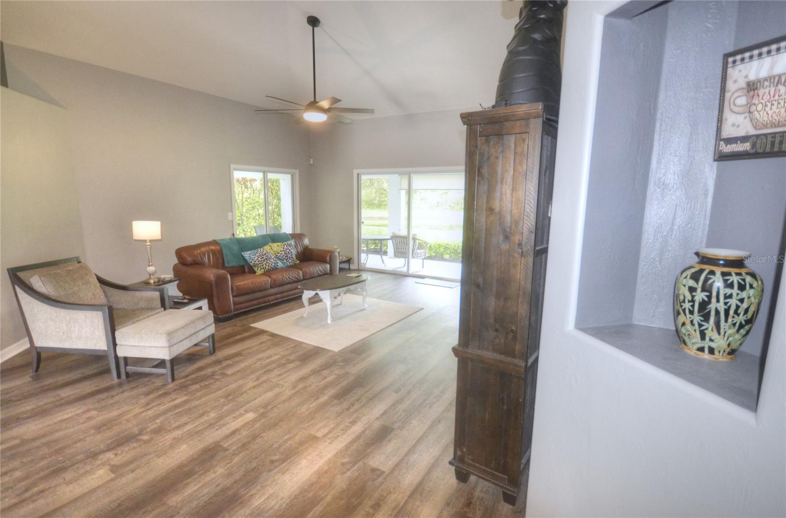 Image 7 of 34 For 1834 Turnbull Lakes Drive