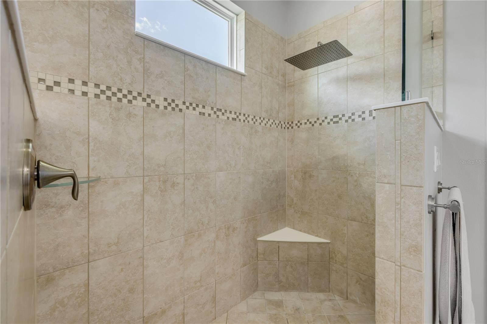 Image 40 of 72 For 2916 Bella Flore Terrace