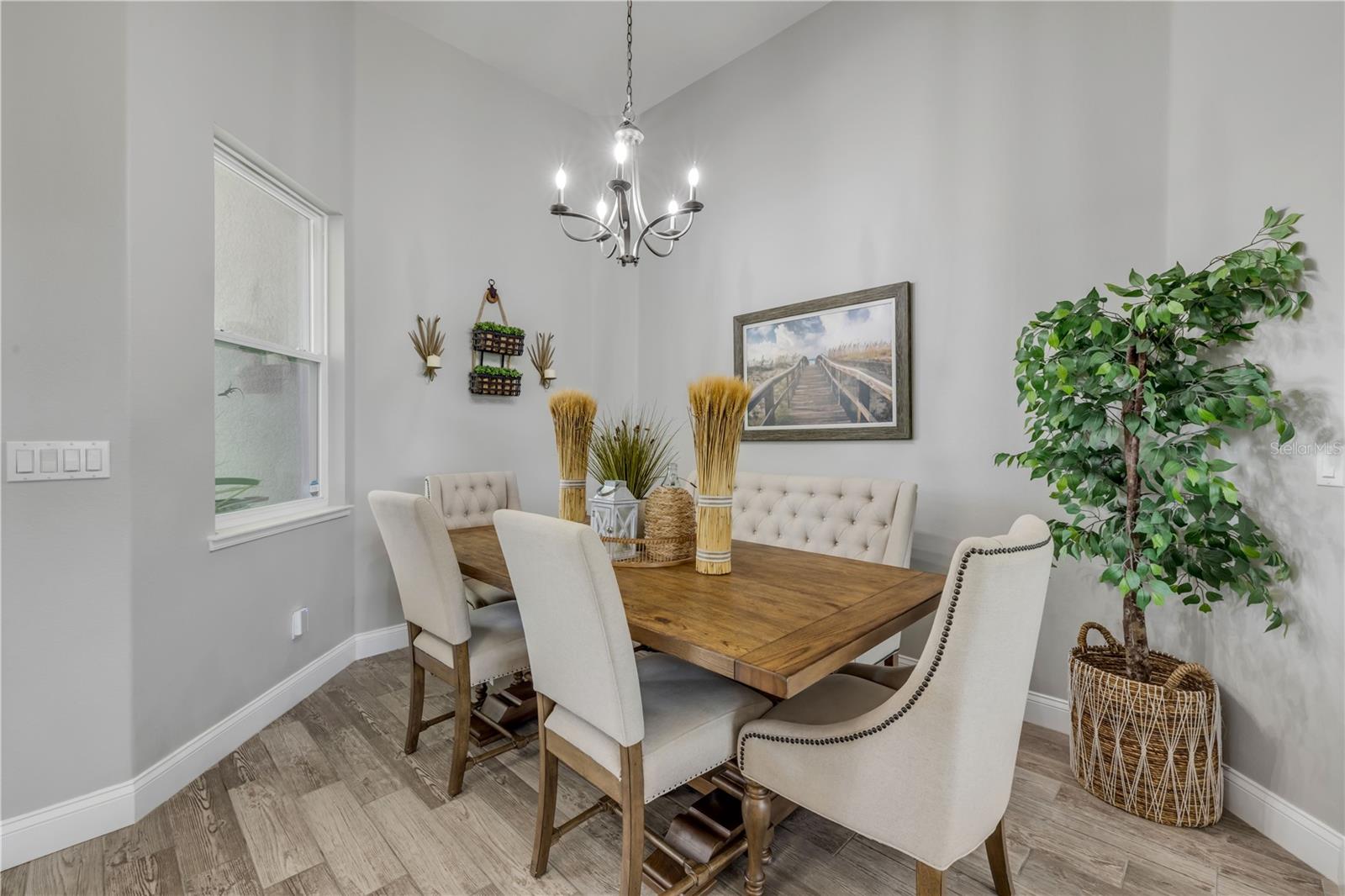 Image 5 of 72 For 2916 Bella Flore Terrace