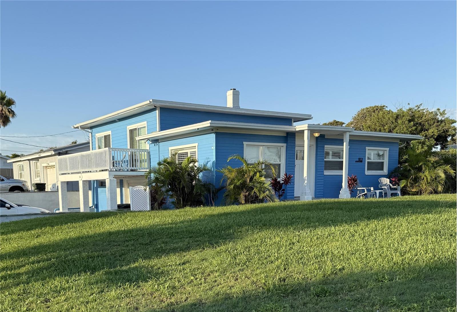 Listing Details for 102 Moore Avenue, DAYTONA BEACH, FL 32118