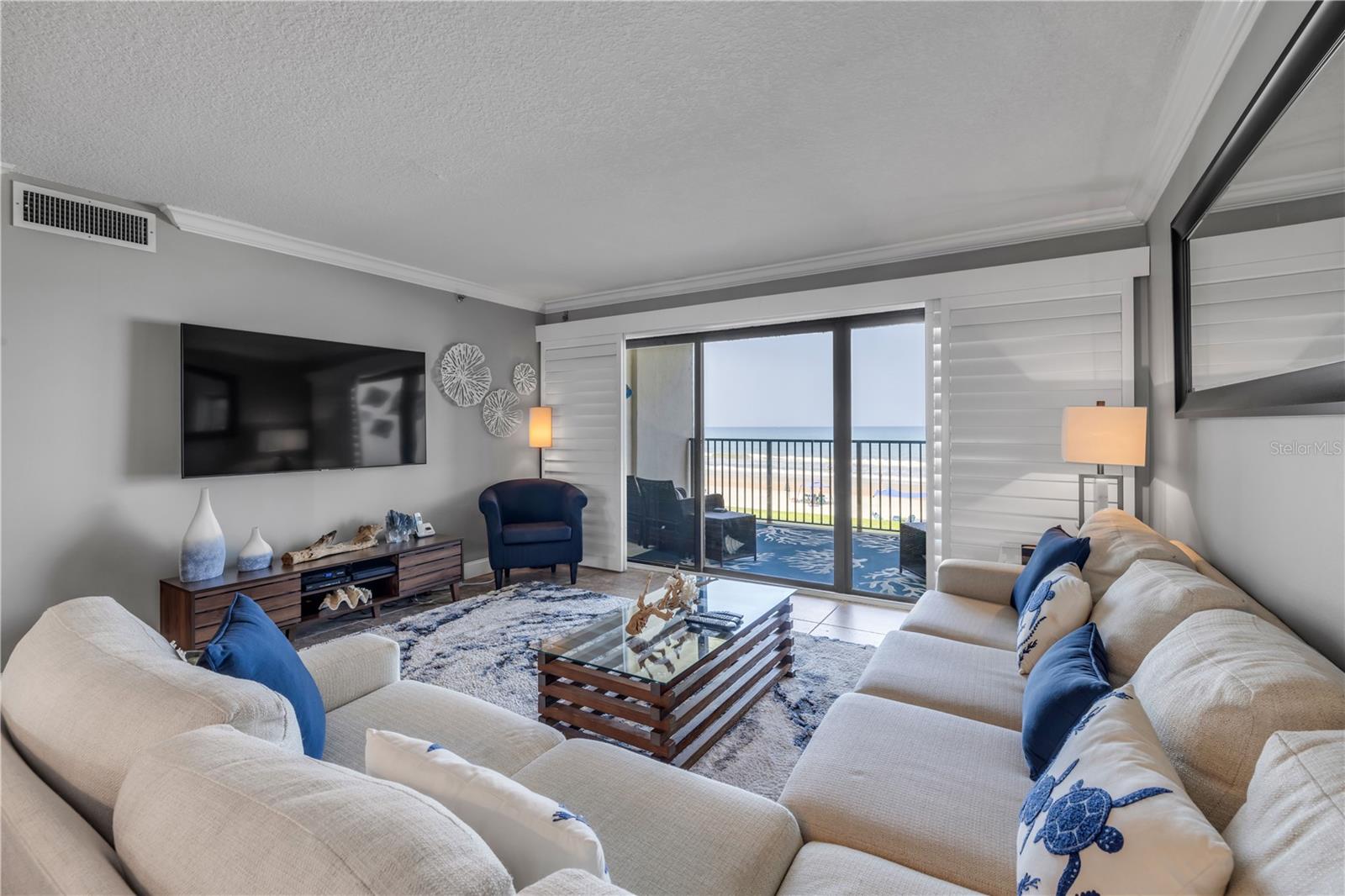 Image 16 of 45 For 5499 Atlantic Avenue 204