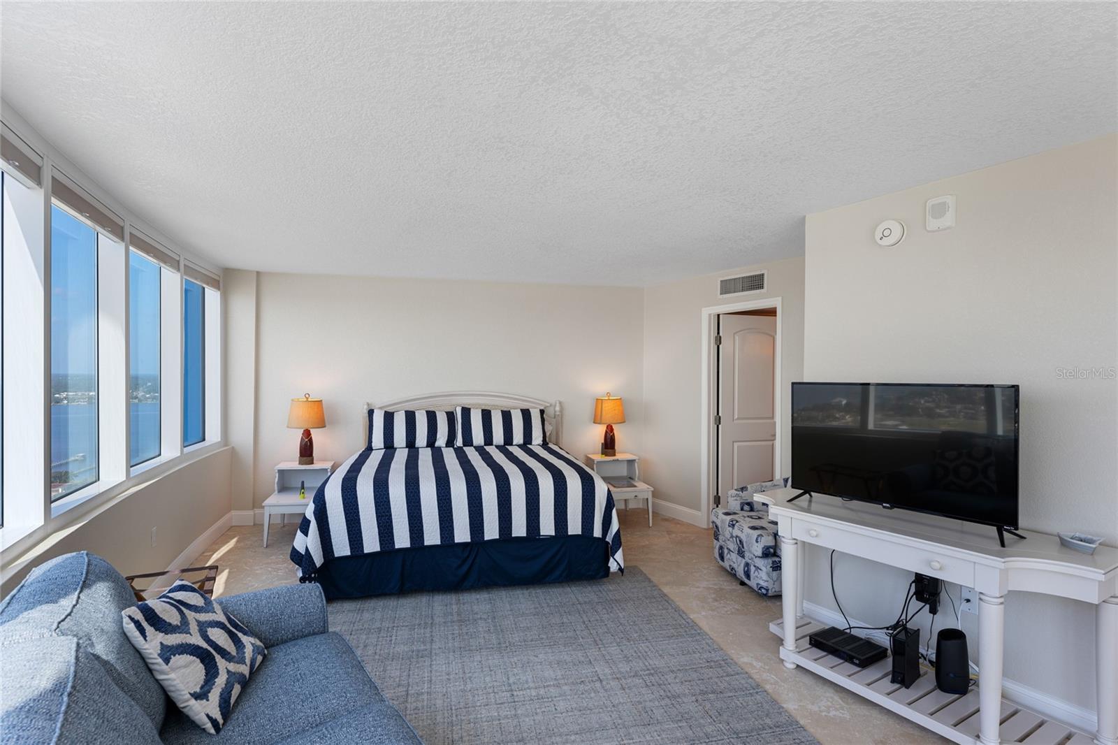 Image 15 of 75 For 2625 Atlantic Avenue 28se