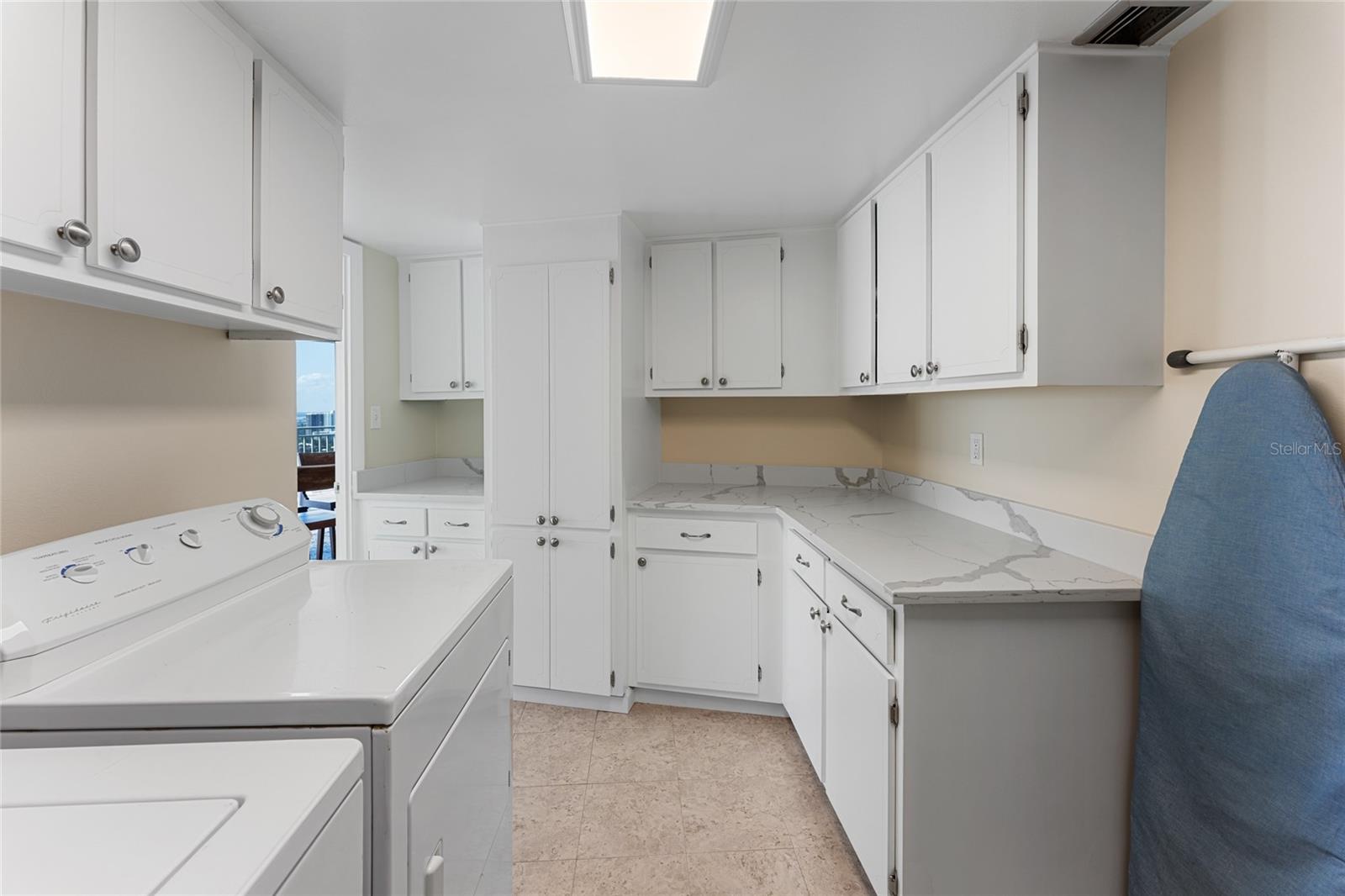 Image 50 of 75 For 2625 Atlantic Avenue 28se