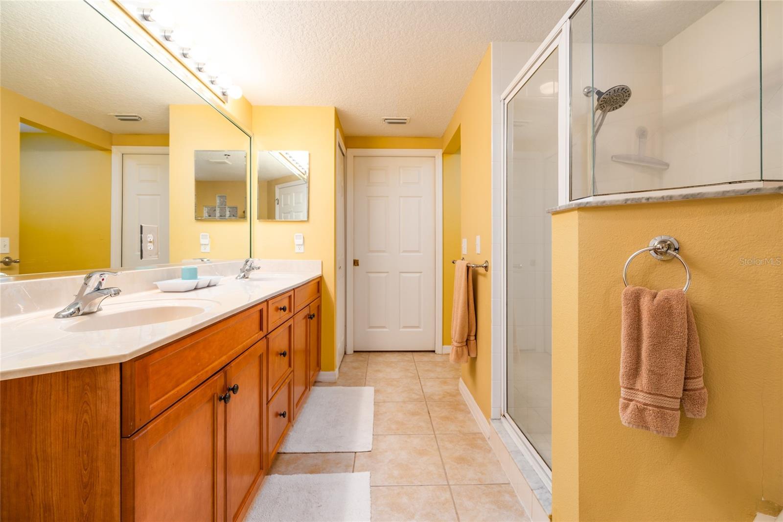 Image 16 of 41 For 5300 Atlantic Avenue 10-307