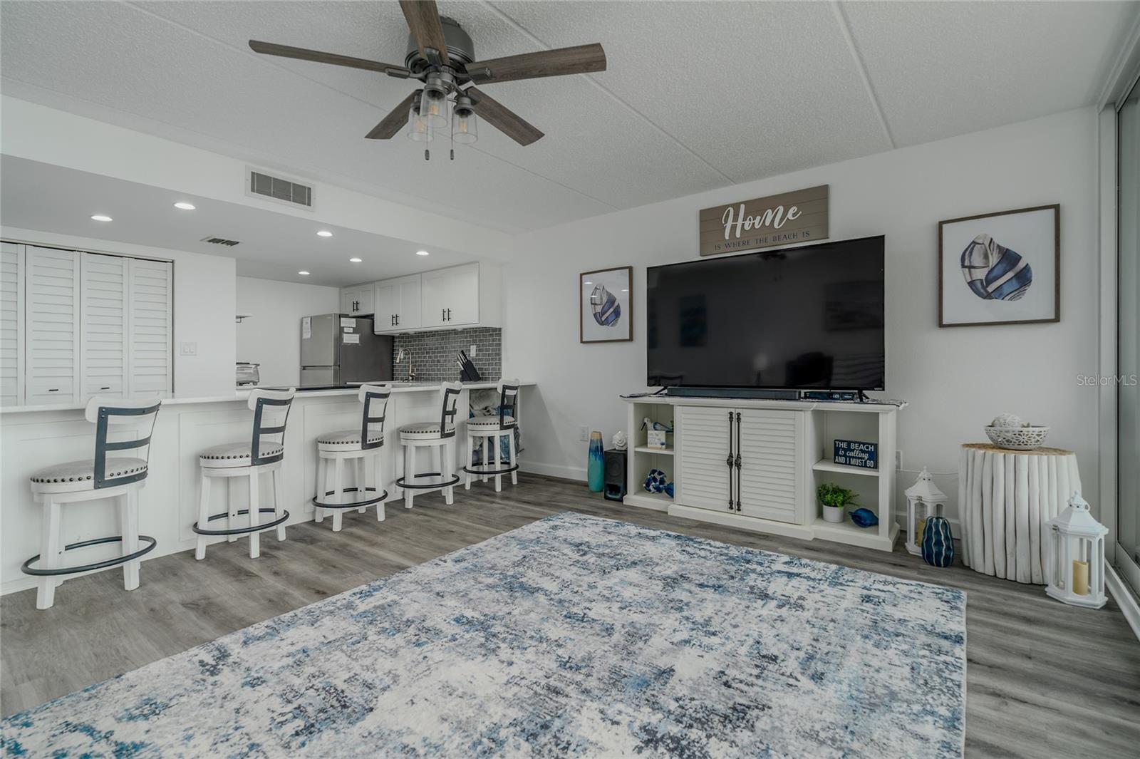 Image 10 of 33 For 2401 Atlantic Avenue A301